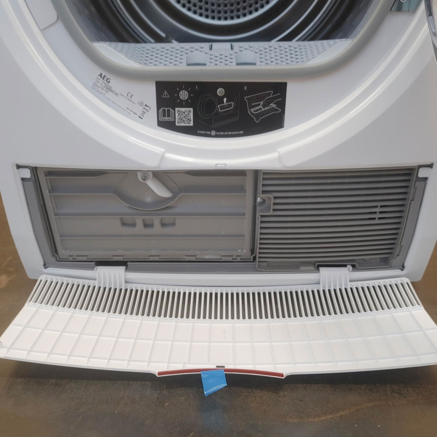 AEG TR8G82OW asciugatrice Libera installazione Caricamento frontale 8 kg A++ Bianco