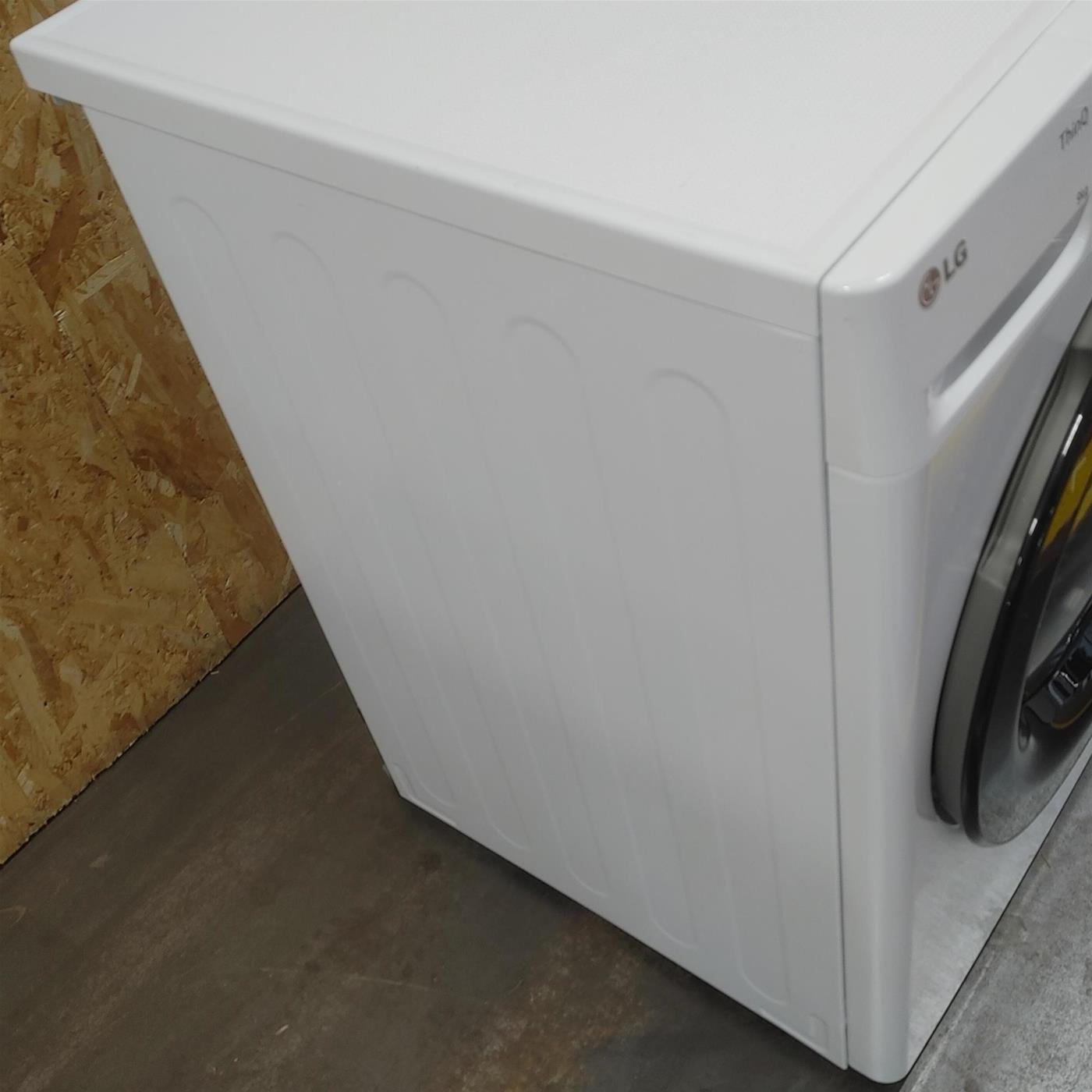 LG RH90V9AVHN asciugatrice Libera installazione Caricamento frontale 9 kg A+++ Bianco