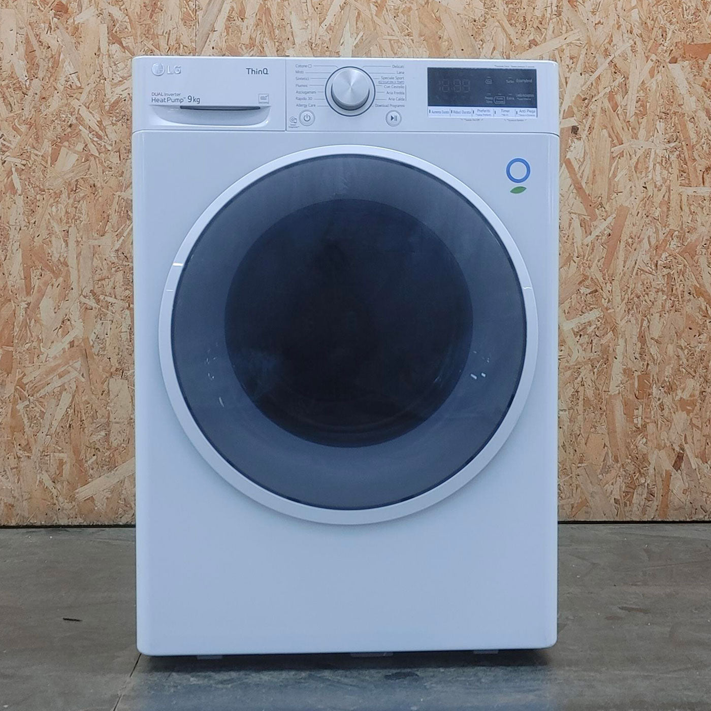 LG RH90V5AV6Q asciugatrice 9 kg Pompa di Calore Libera installazione Carica frontale A++