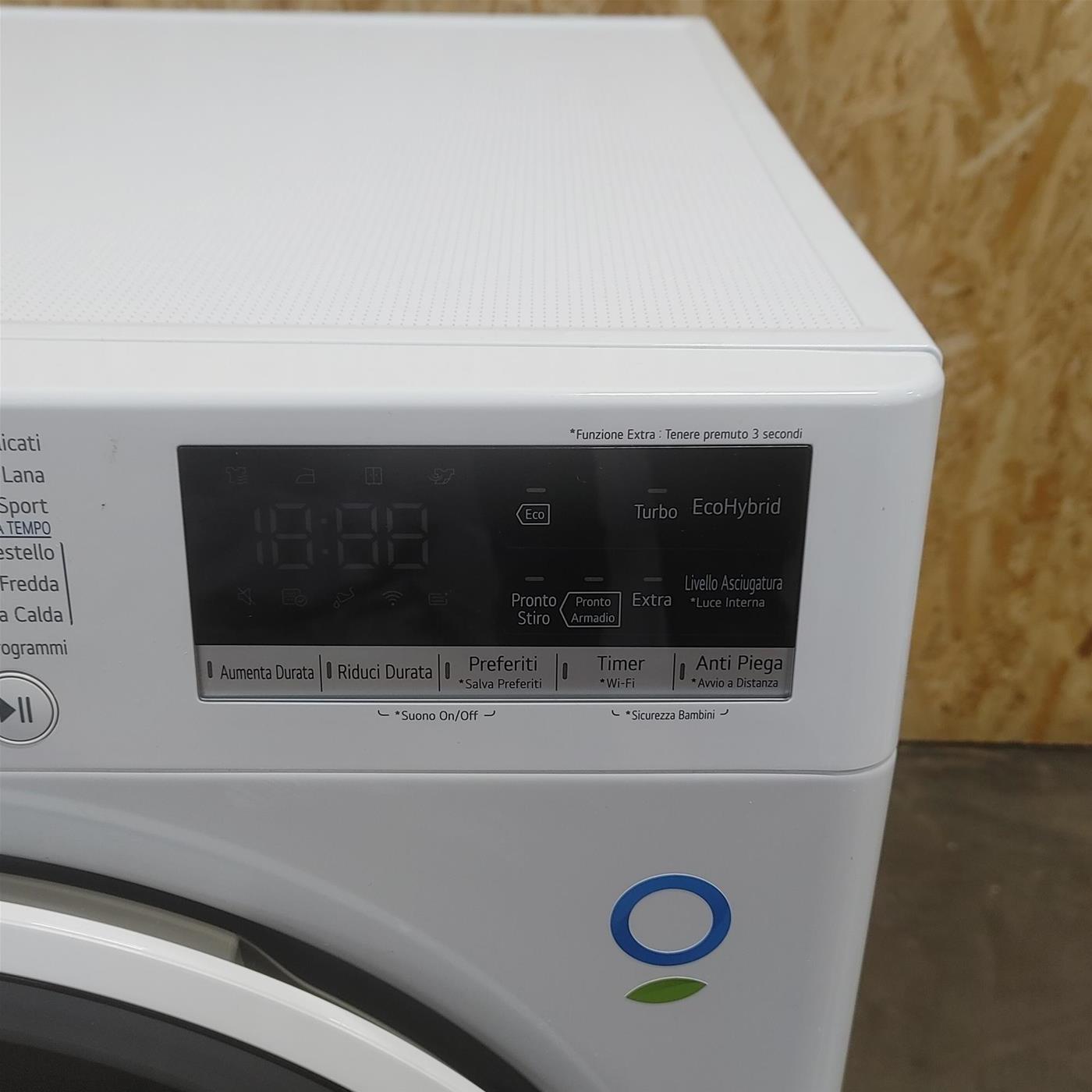 LG RH90V5AV6Q asciugatrice 9 kg Pompa di Calore Libera installazione Carica frontale A++