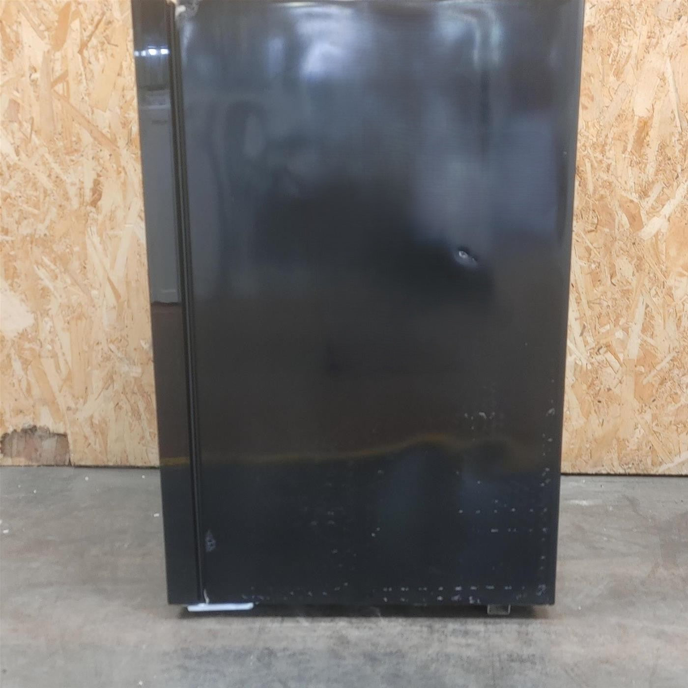 Cantinetta Vino Candy DiVino CWC 150 EM/N Libera installazione 41 bottiglie