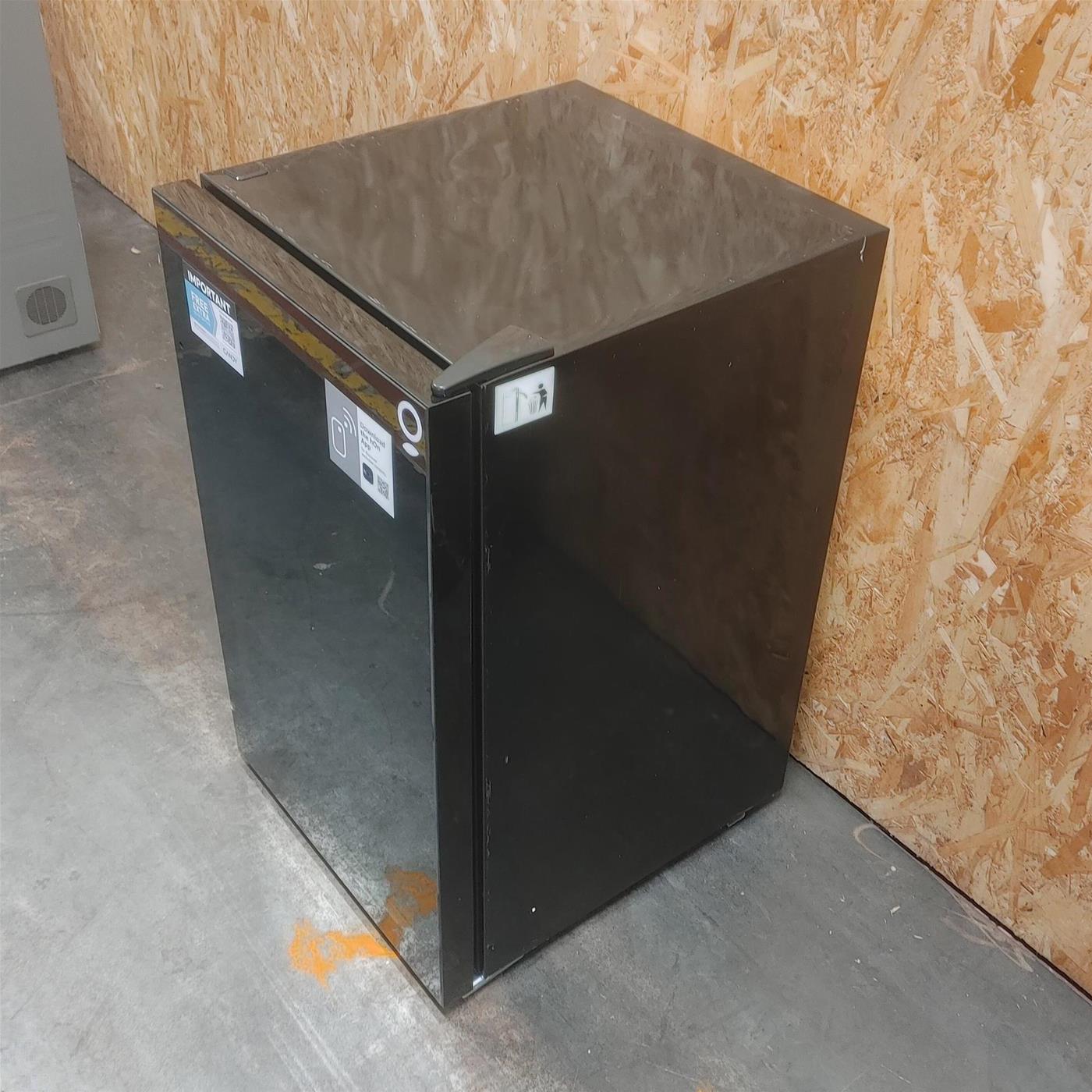 Cantinetta Candy DiVino CWC 150 ED/N  con compressore Libera installazione 41 bottiglie
