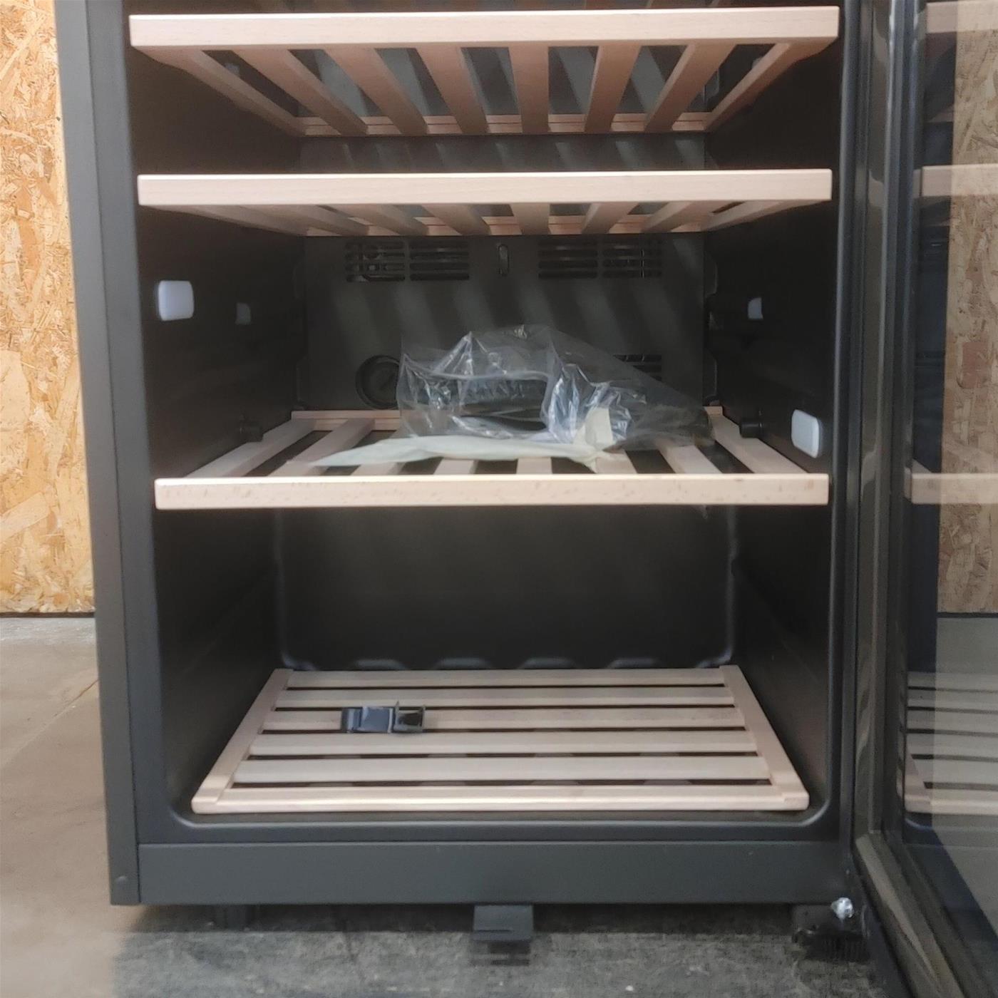 Cantinetta vino Haier Wine Bank 50 Serie 5 HWS49GA con compressore 49 bottiglie