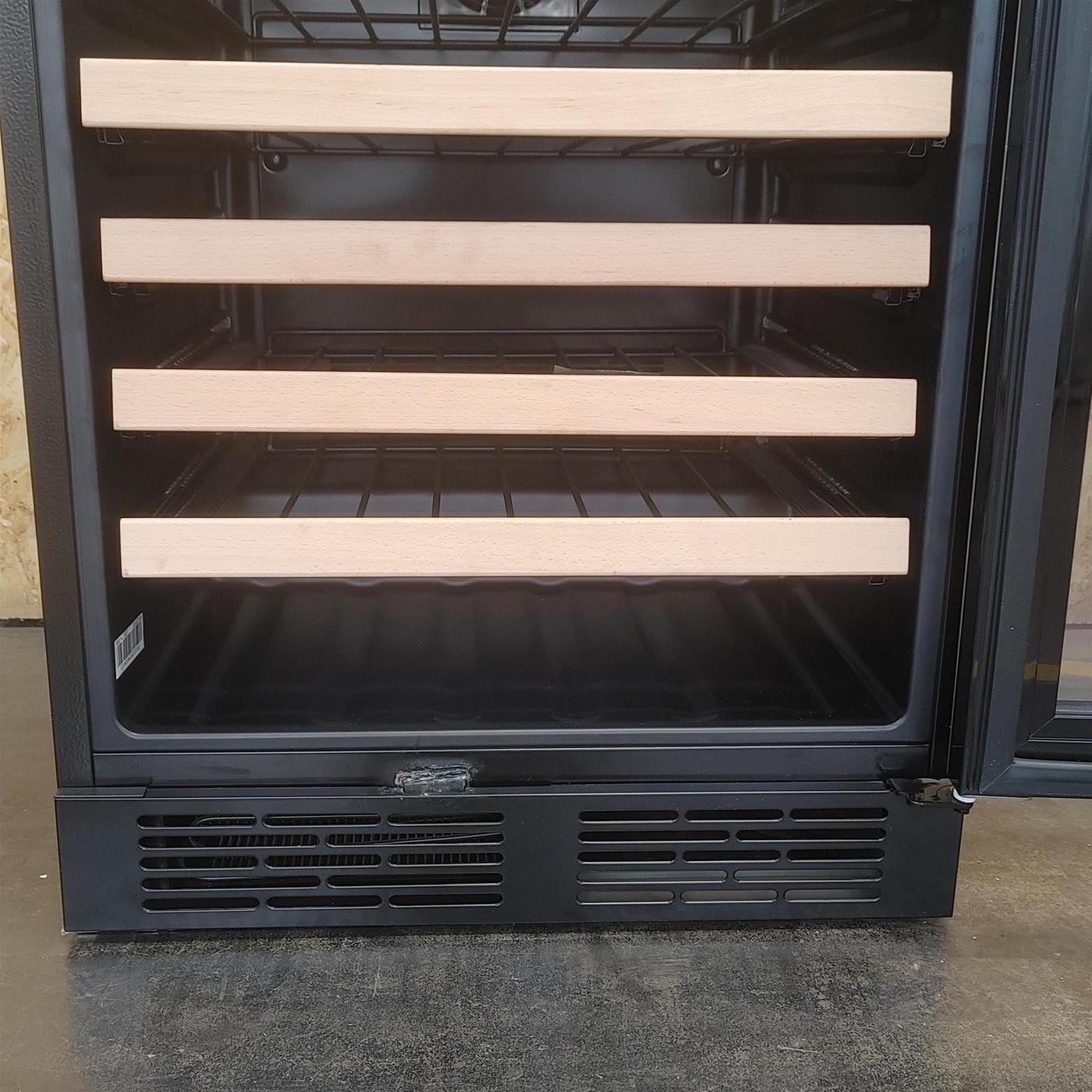 Hisense RW18W4NWLGF Cantinetta vino con compressore Libera installazione Nero 54 bottiglie