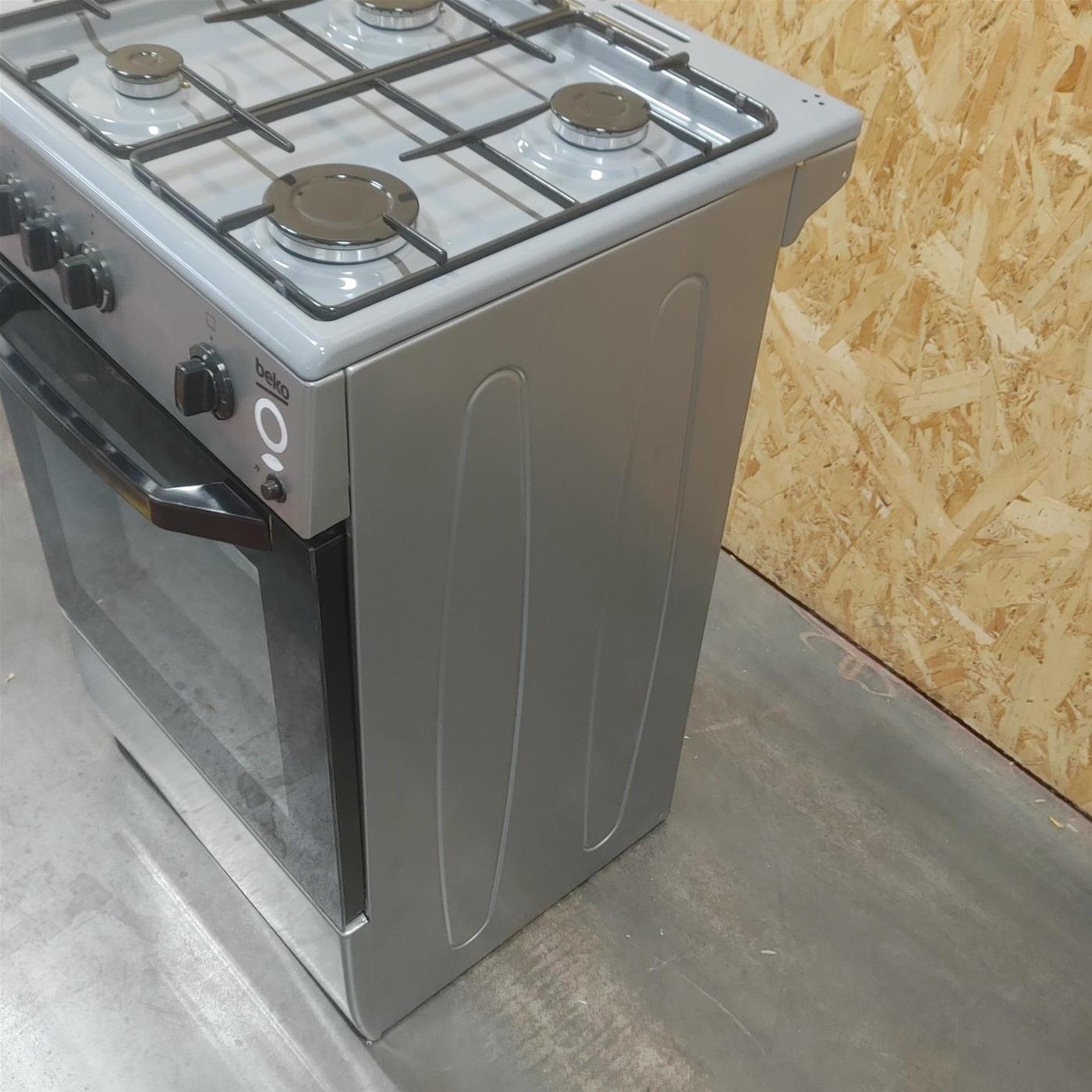 Cucina Beko CSG42011FS Gas