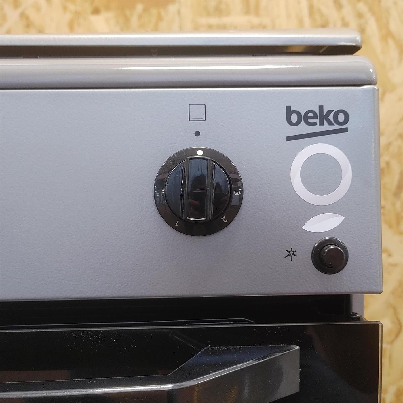 Cucina Beko CSG42011FS a Gas 4 fuochi