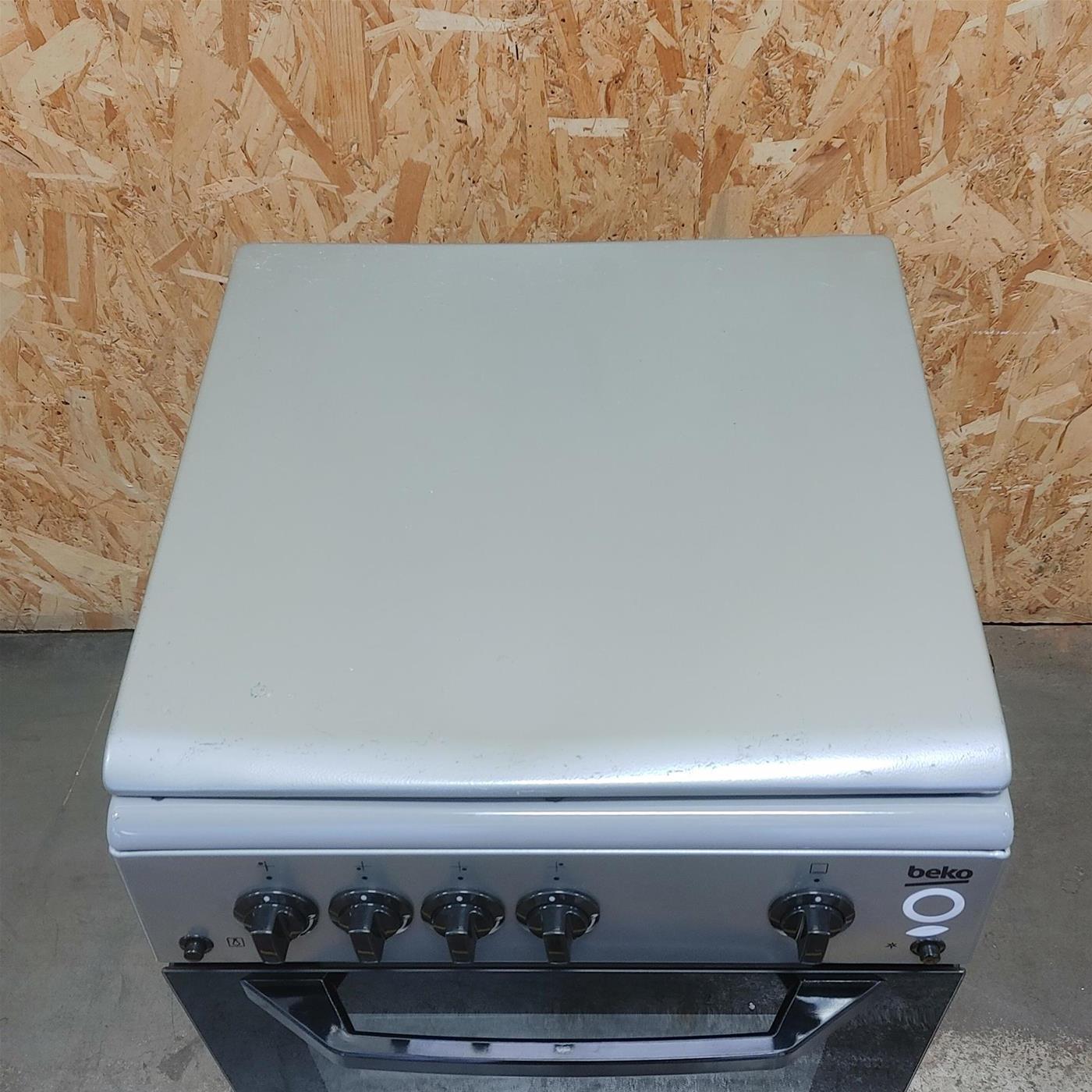 Cucina Beko CSG42011FS a Gas 4 fuochi