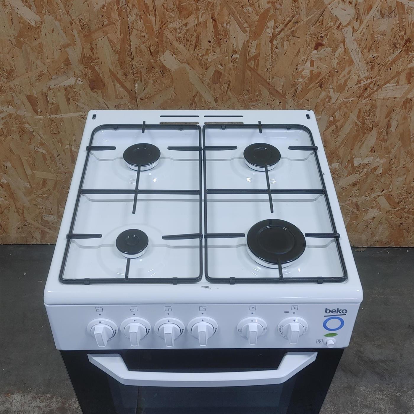 Cucina Beko CSS42014FW Elettrico Gas