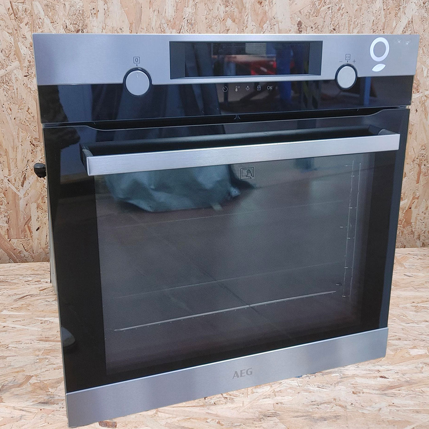 Forno AEG Serie 6000 BPK535260M 71 L A+ Acciaio inox