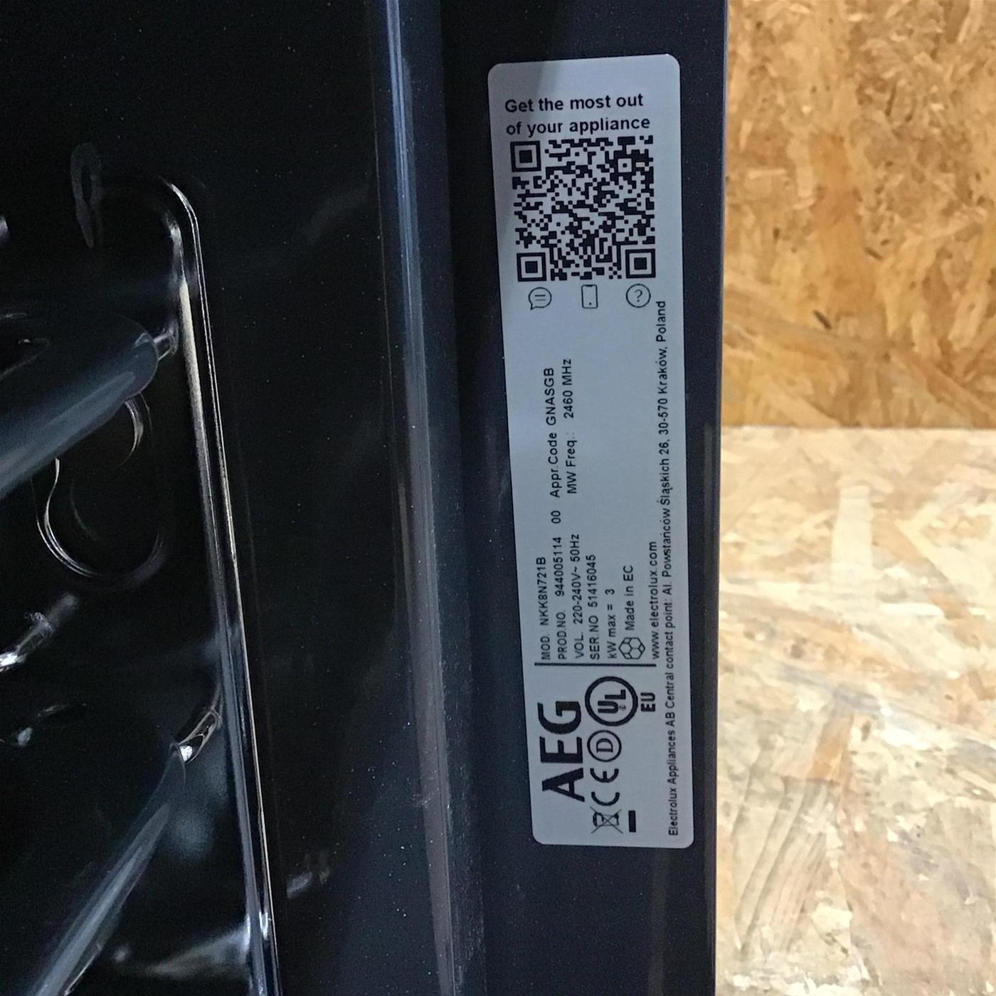 Forno elettrico AEG Serie 8000 NKK8N721B Multifunzione con microonde