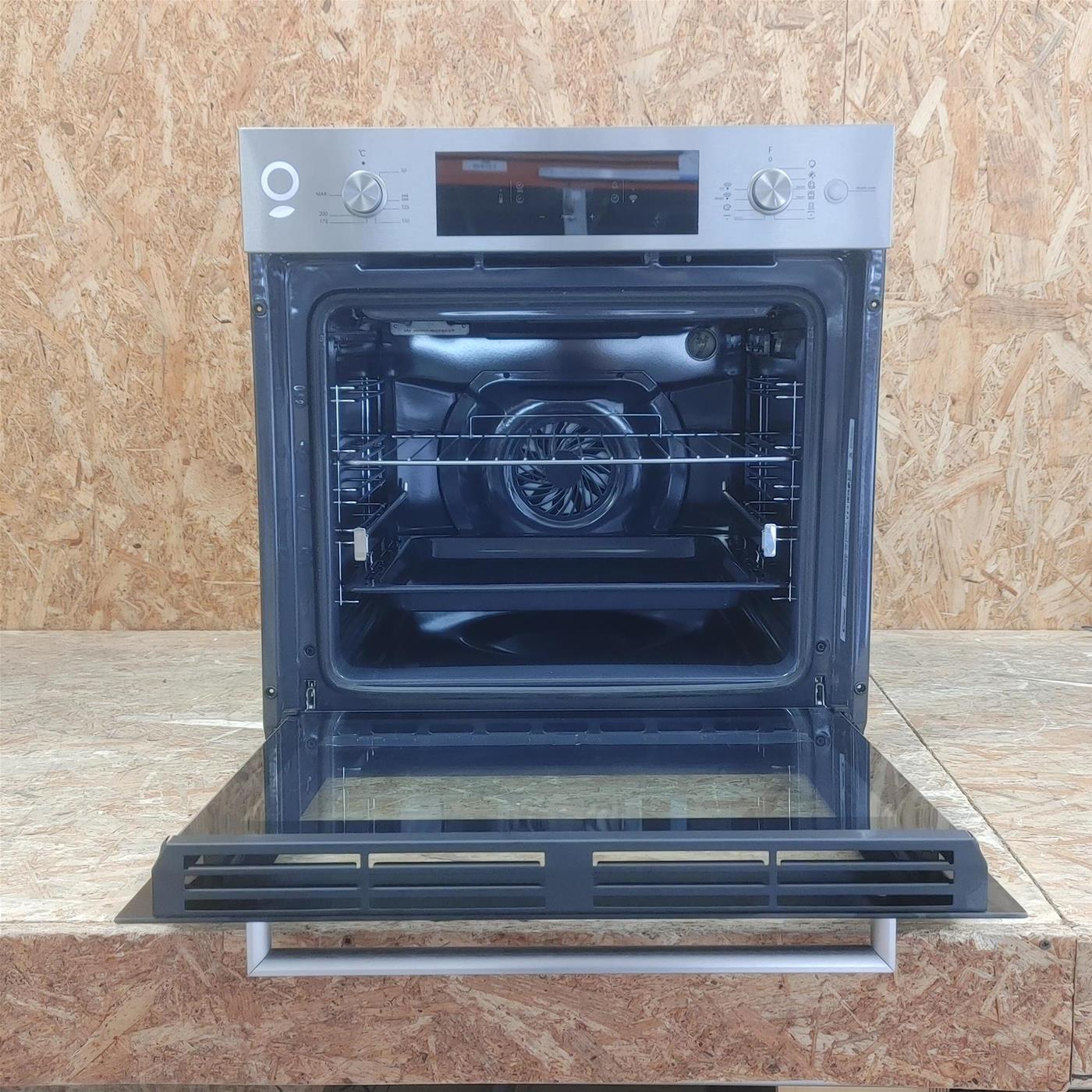 Forno elettrico Candy Smart Steam FCTS815XL con WIFI