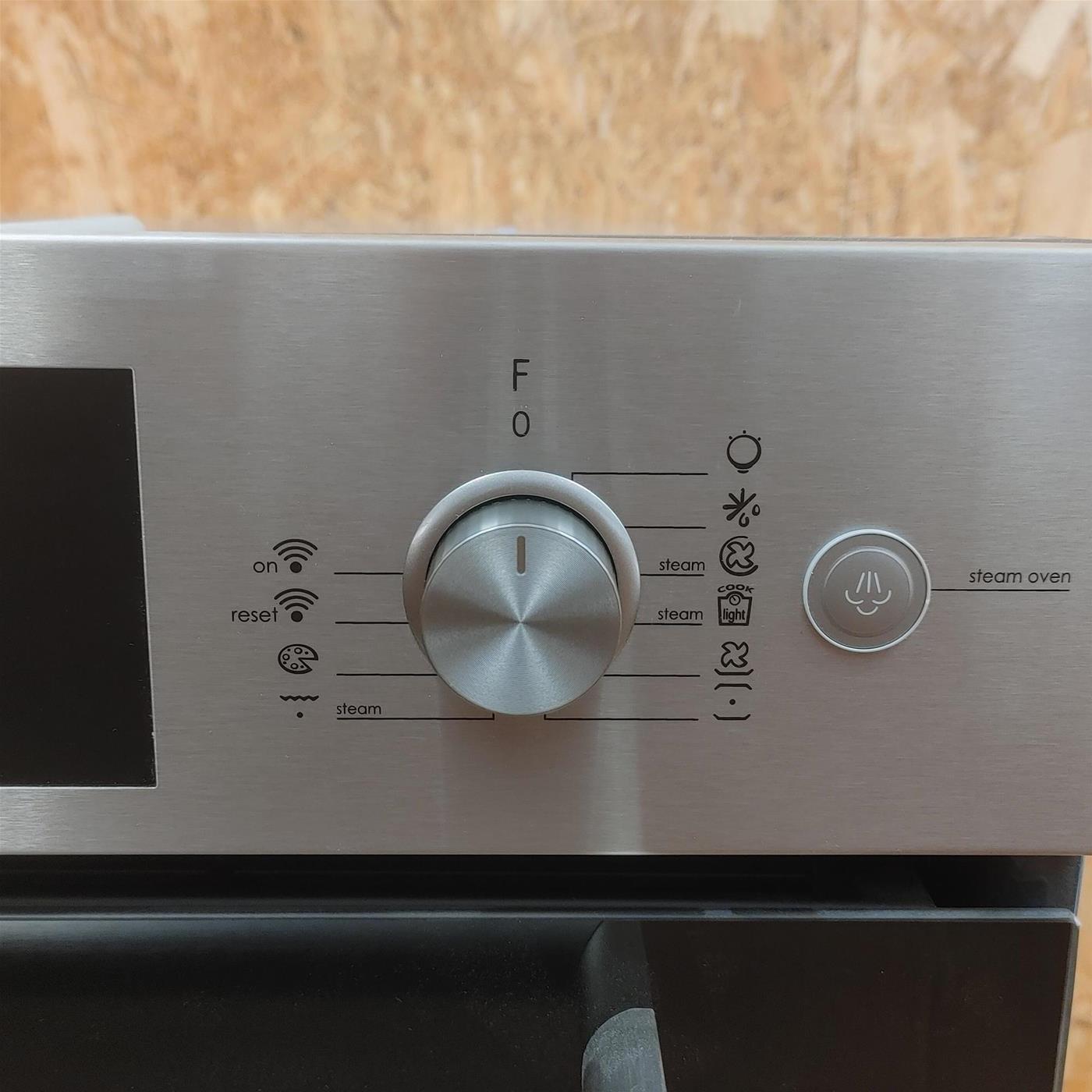 Forno elettrico Candy Smart Steam FCTS815XL con WIFI