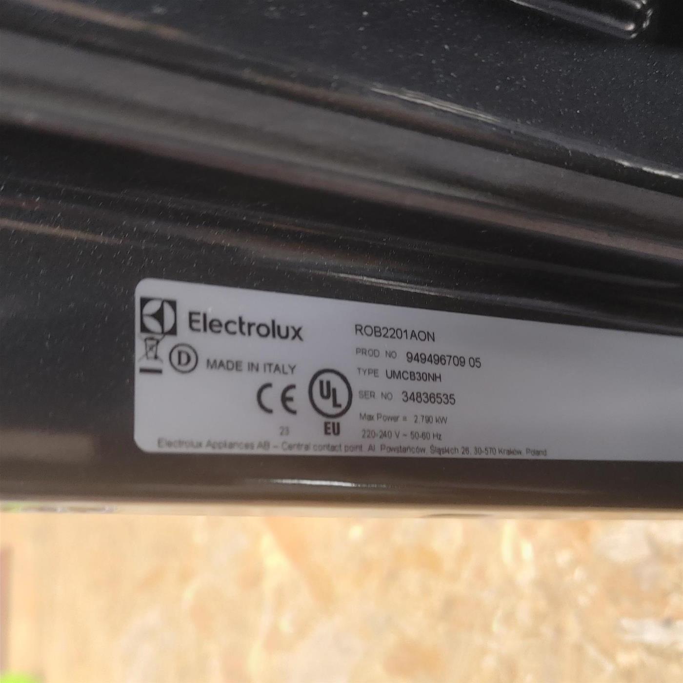 Forno elettrico Electrolux ROB2201AON 68 L