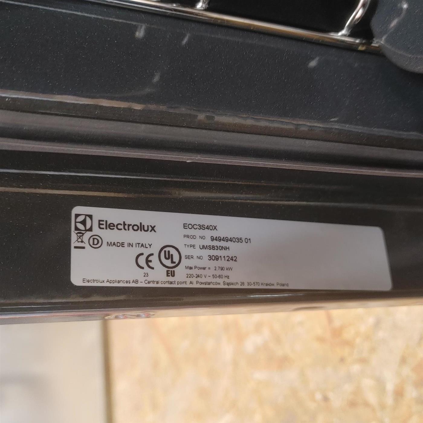 Forno elettrico Electrolux EOC3S40X