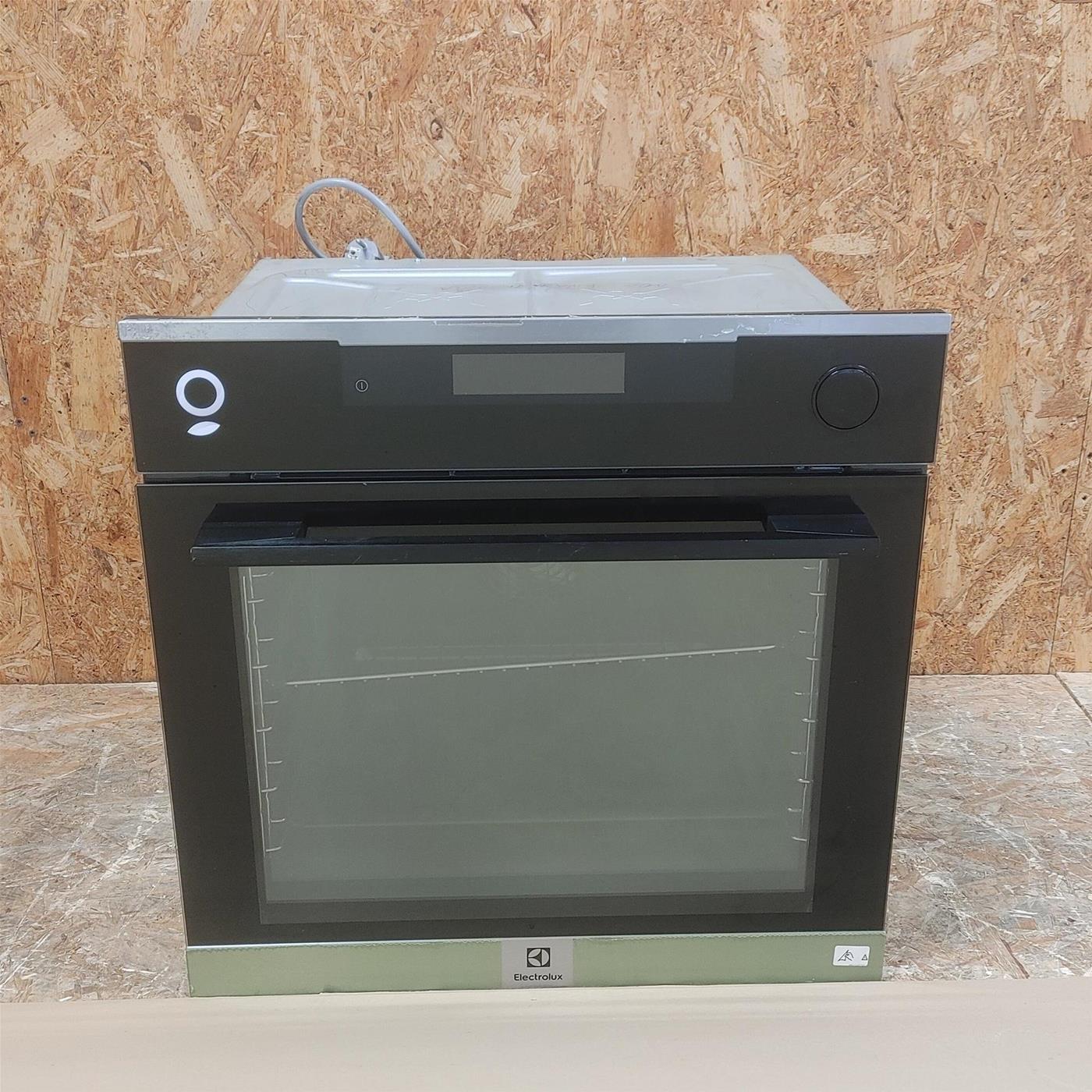 Forno elettrico Electrolux Serie 700 SteamCrisp Multifunzione a vapore