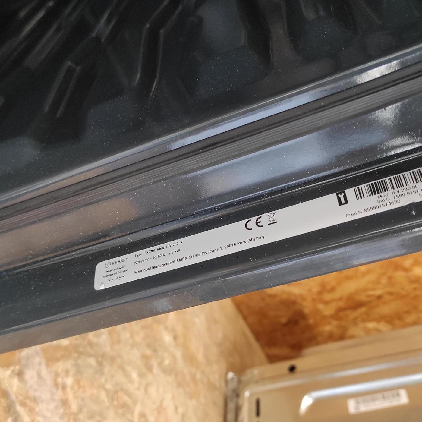 Forno elettrico Indesit  IFV 230 IX