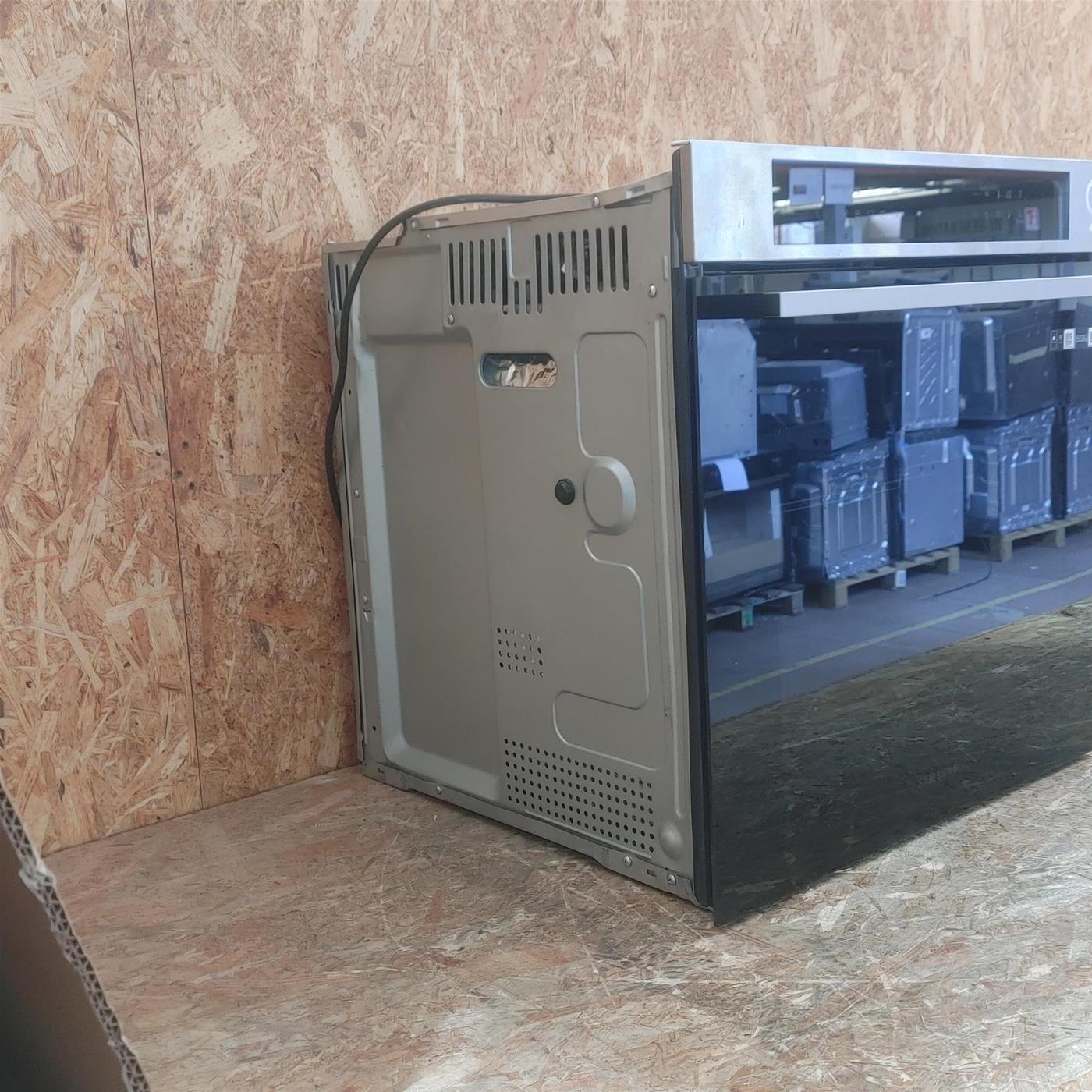 Forno elettrico Samsung NV7B4040VBS Multifunzione