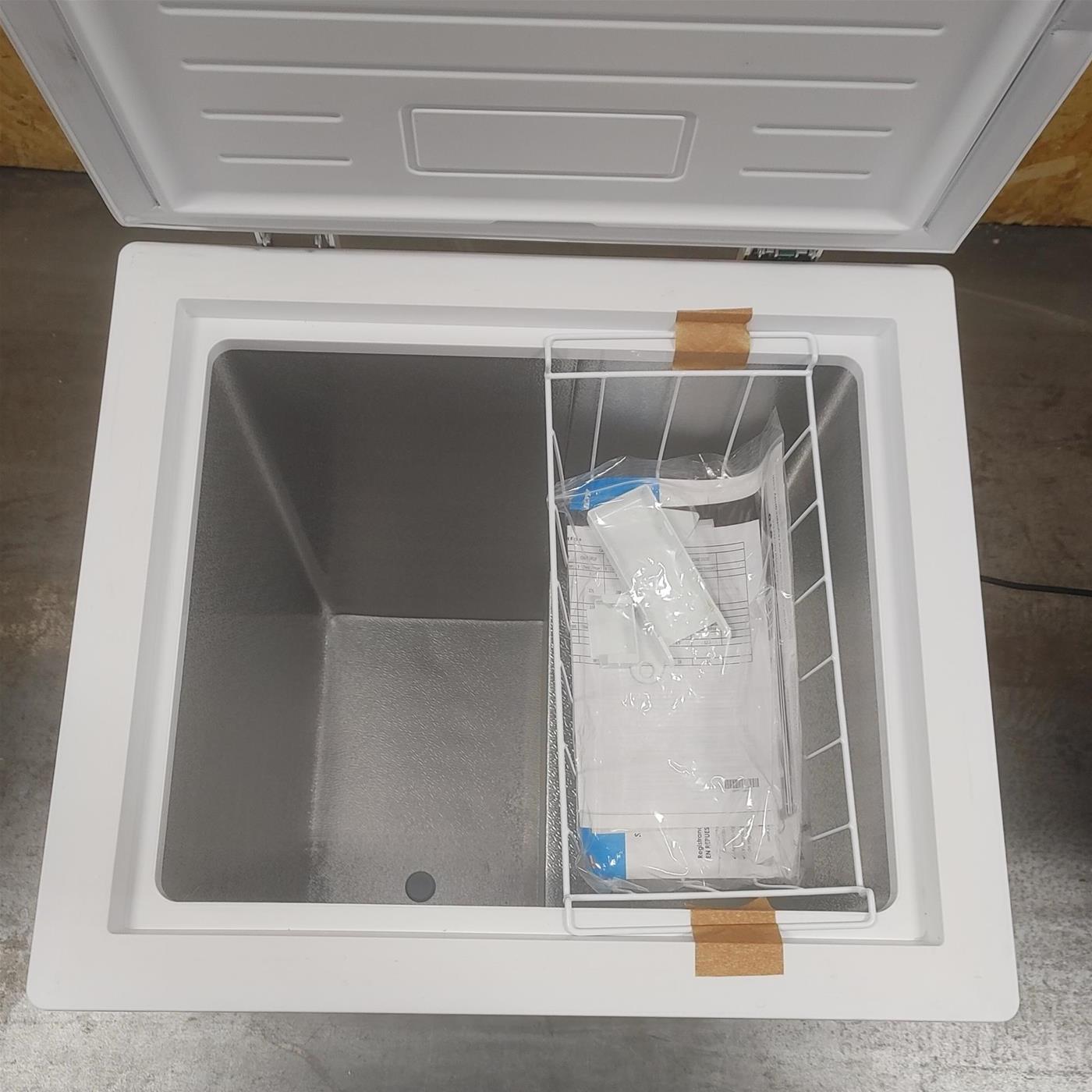 Congelatore a pozzetto Candy CHAE 1002E 97 L