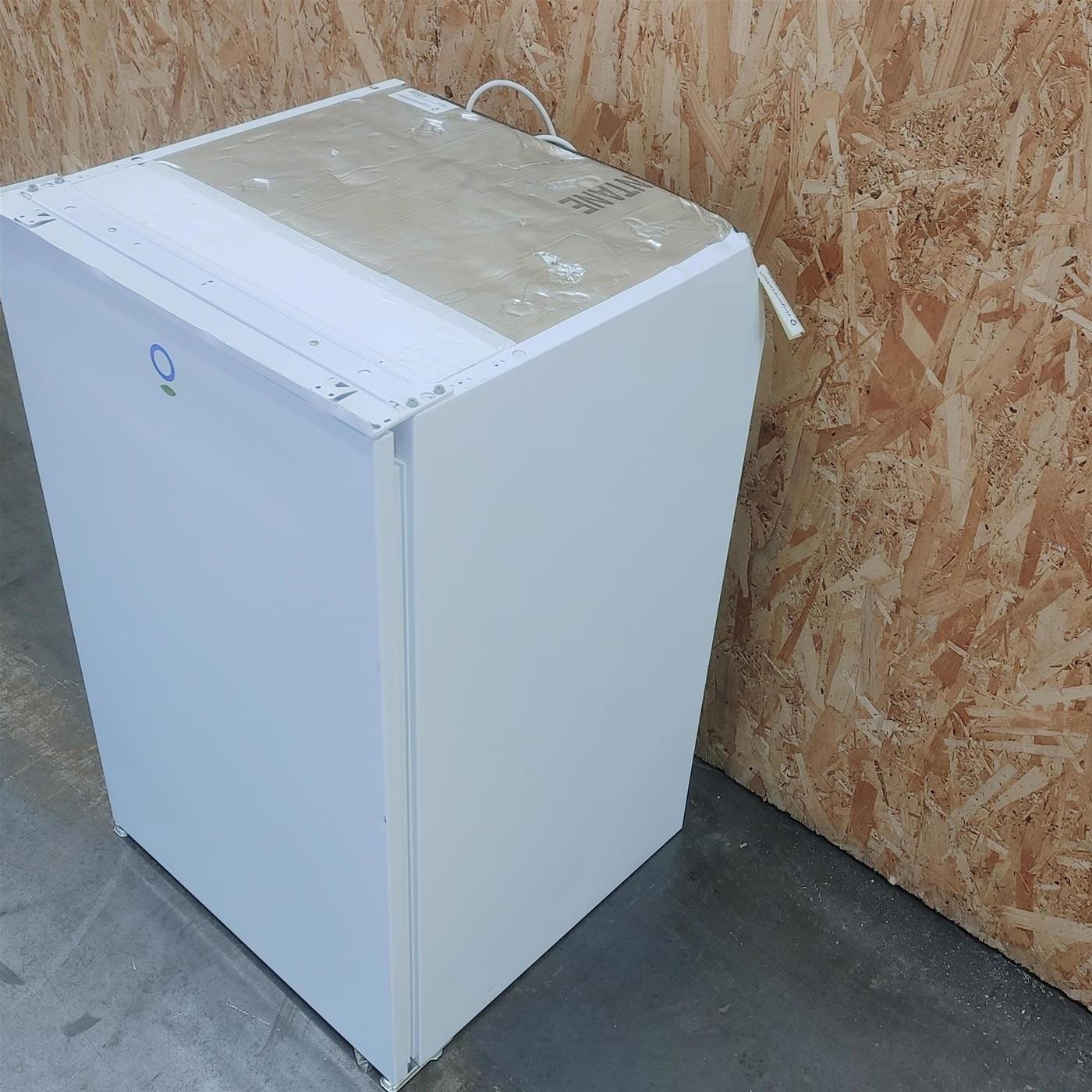 Congelatore verticale Electrolux LUB3AE88S Da incasso 98 L