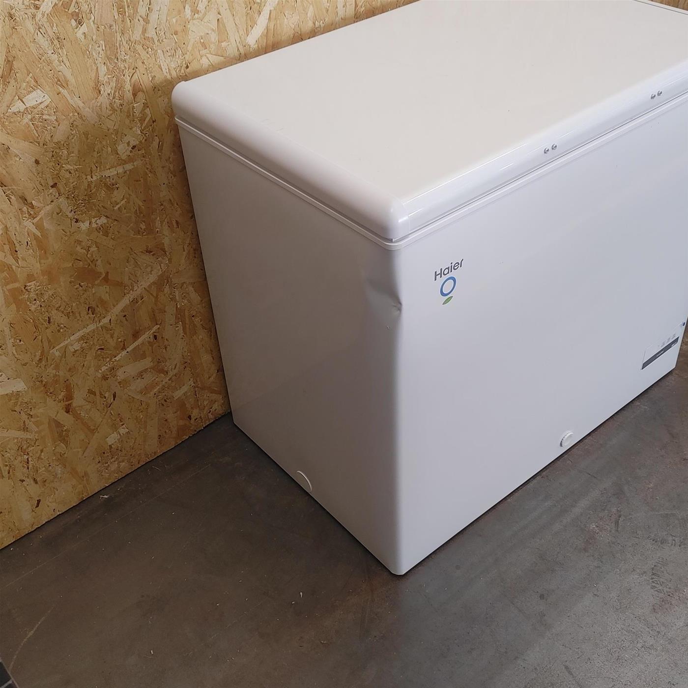 Congelatore a pozzo Haier HCE251E Libera installazione 248 L