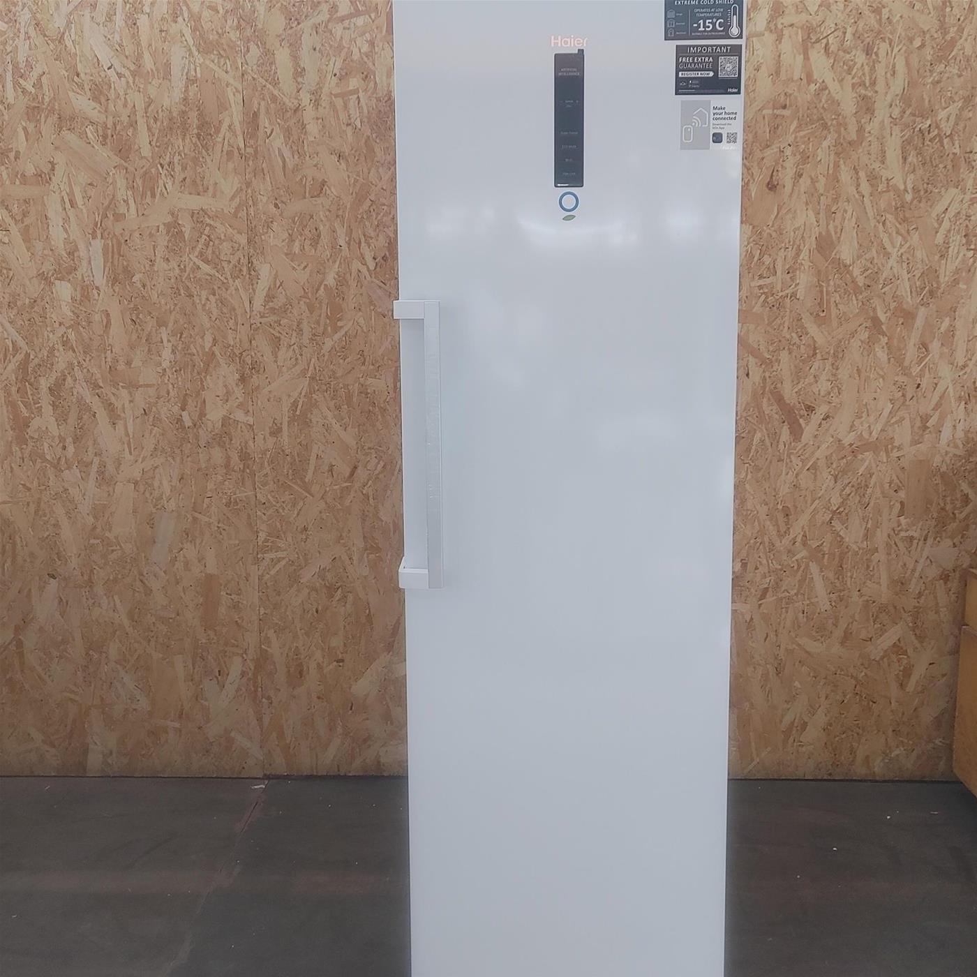 Congelatore verticale Haier UP 60 Series 7 H4F306WDH1 Libera installazione 301 L