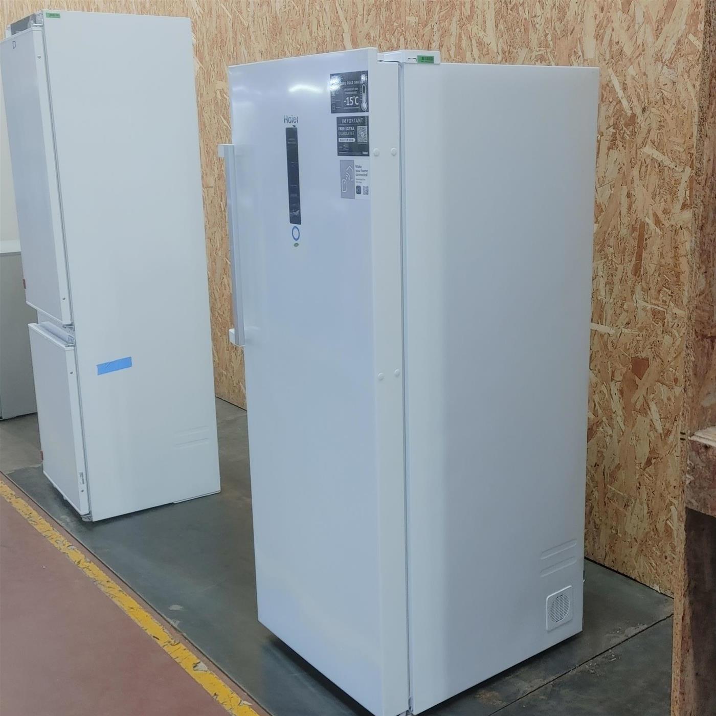 Congelatore Haier H4F226WDH1 verticale Libera installazione 226 L