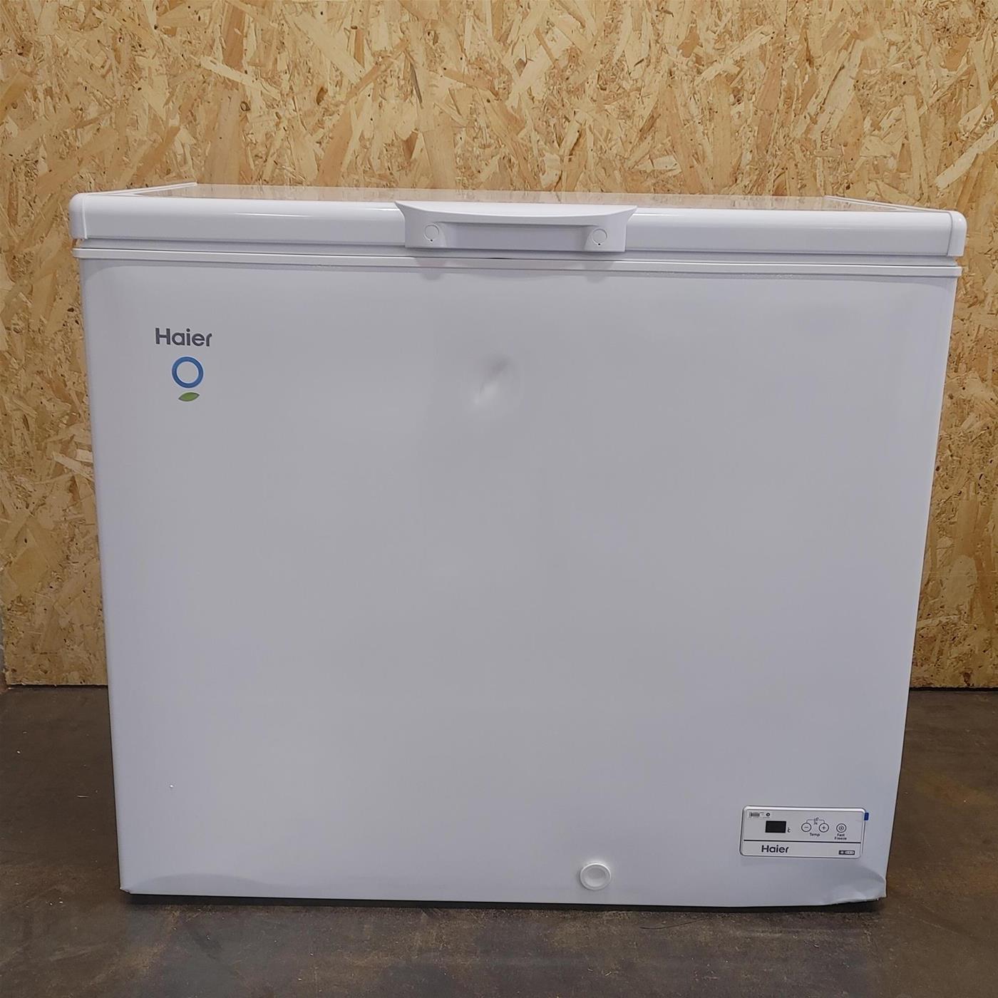 Congelatore Haier HCE203F Libera installazione 198 LF Bianco