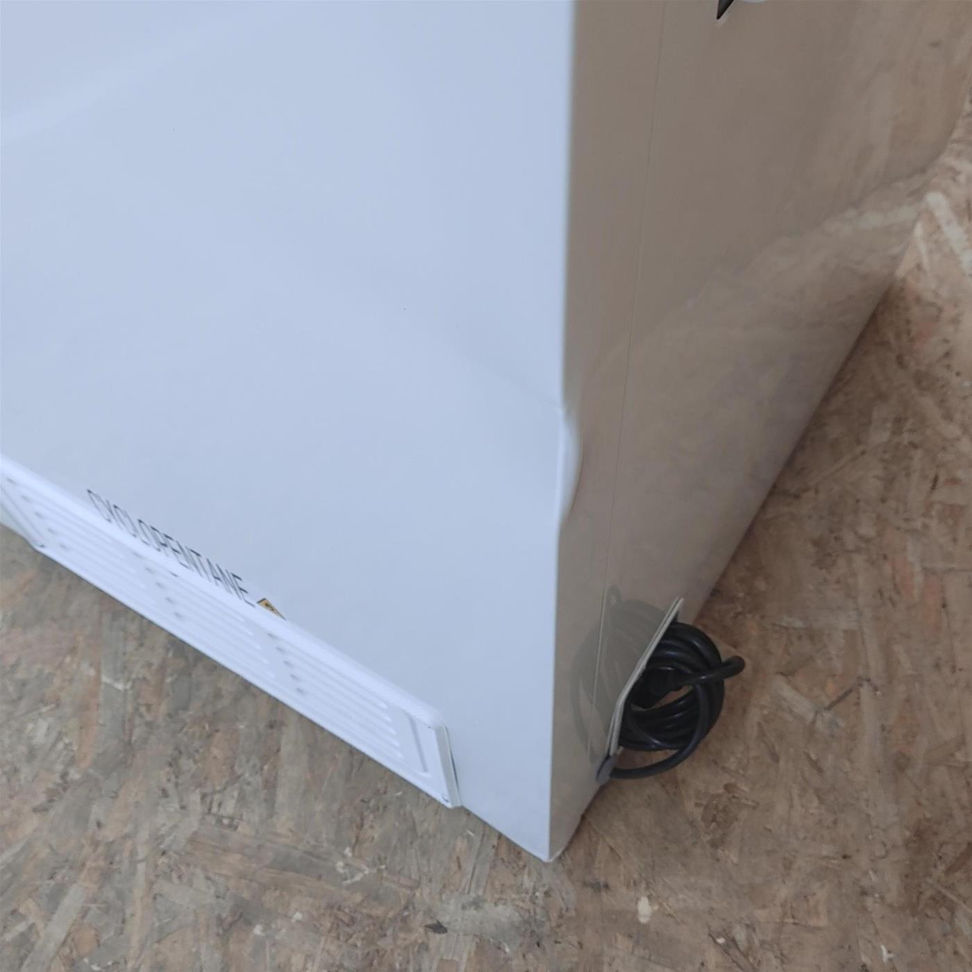 Congelatore Hisense FC184D4AW1 Congelatore a pozzetto Libera installazione 142 LF Bianco