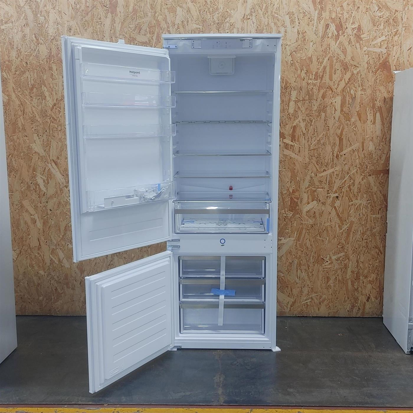 Frigorifero Hotpoint Ariston BCB 4020 E ad incasso 400 L