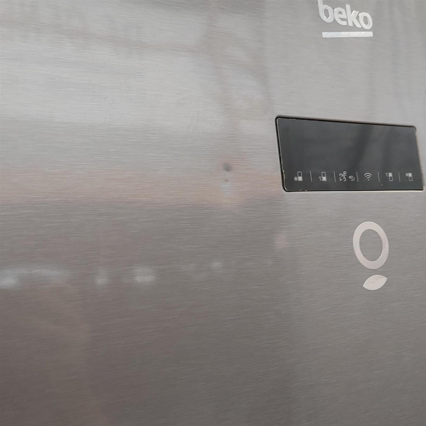 Beko RCNA406E60ZXBHN frigorifero con congelatore Libera installazione 362 L C Metallico