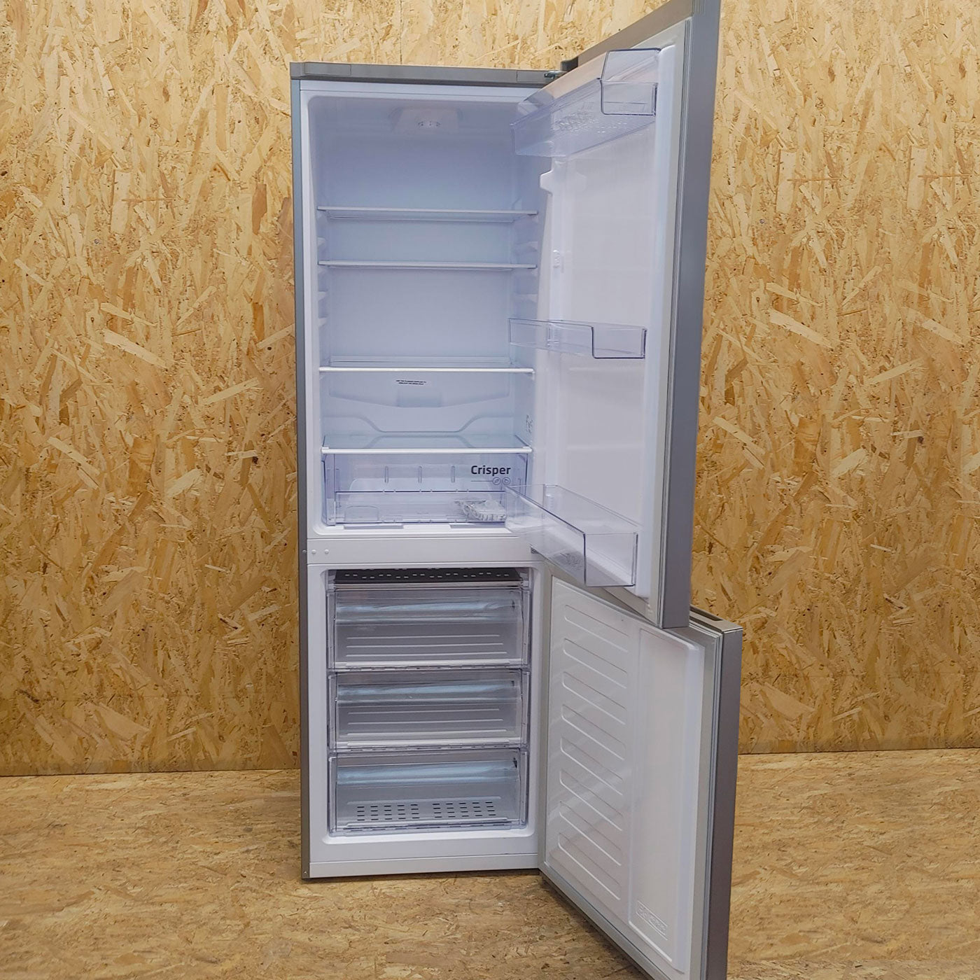 Beko RCSA330K30SN frigorifero con congelatore Libera installazione 295 L F Argento