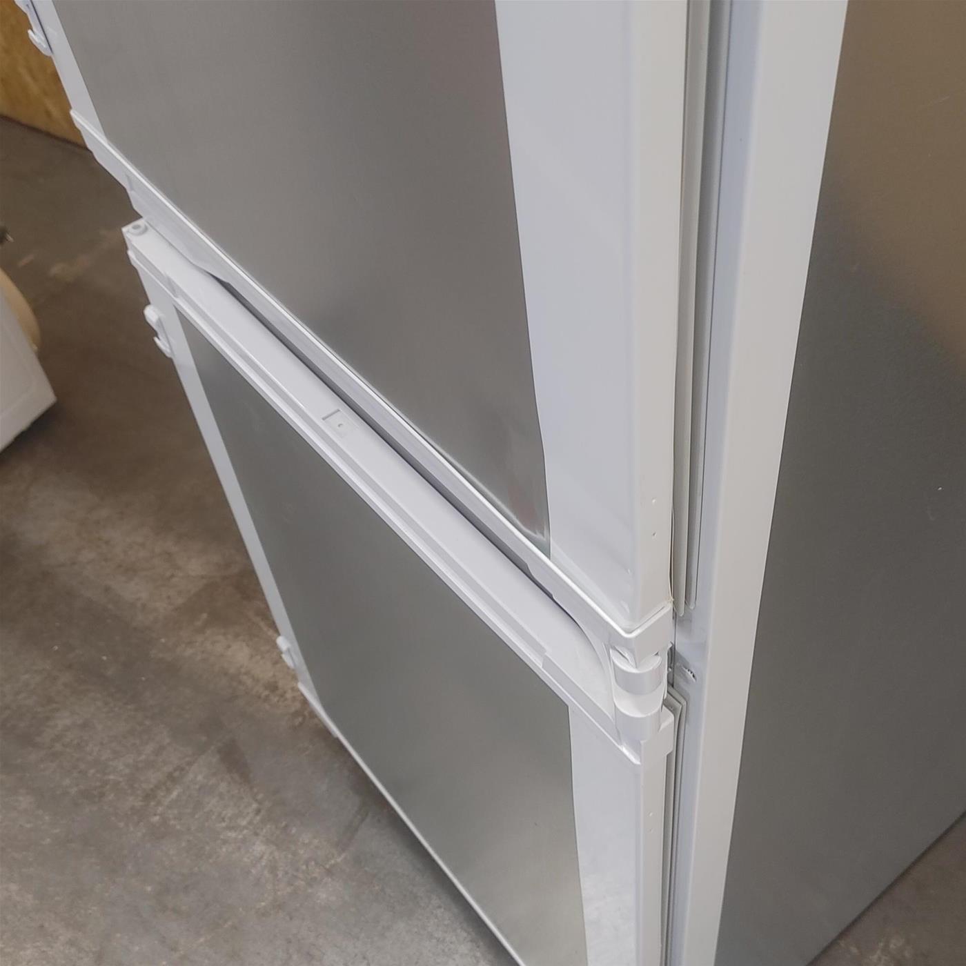 Frigorifero Beko BCSA285K4SN da Incasso 271 L