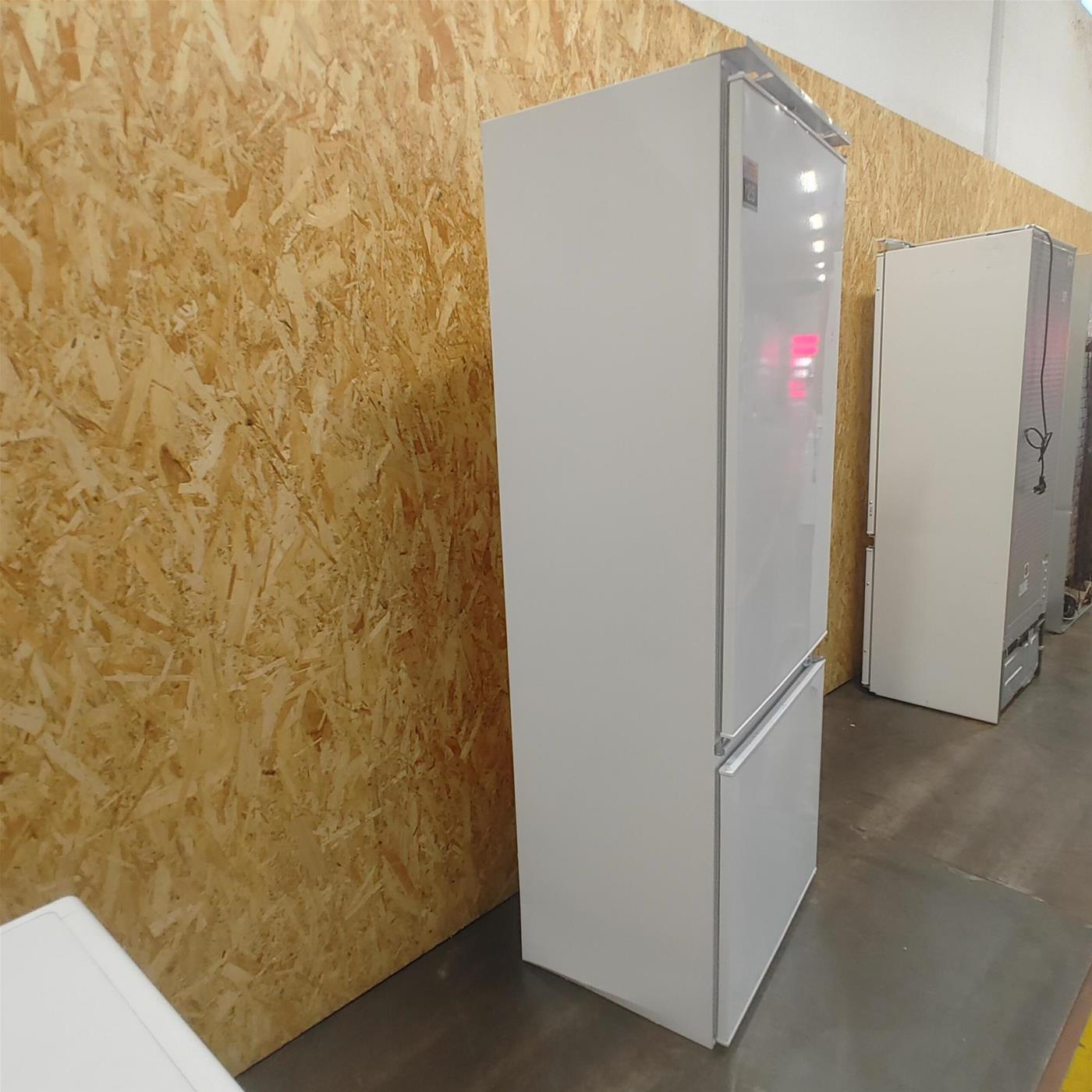 Frigorifero Beko BCSE400E40SN LH da incasso 400 L