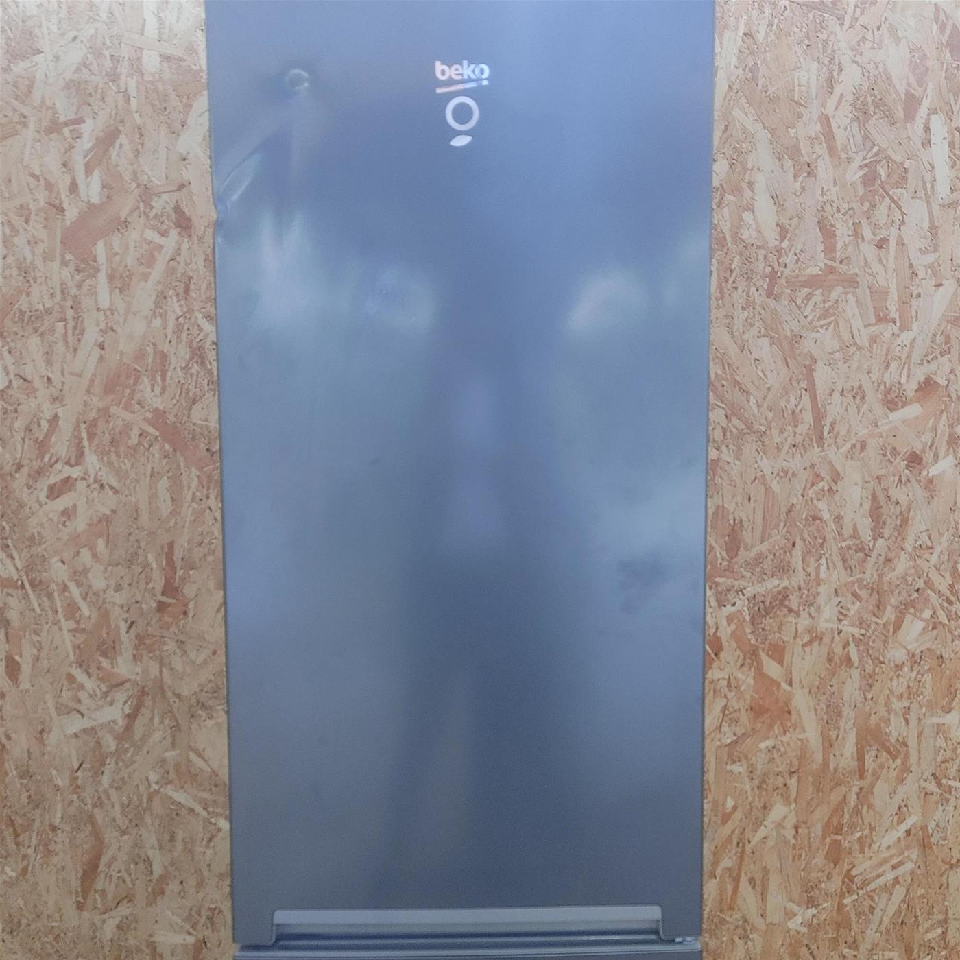 Frigorifero Beko RCSA300K40GN 291 L