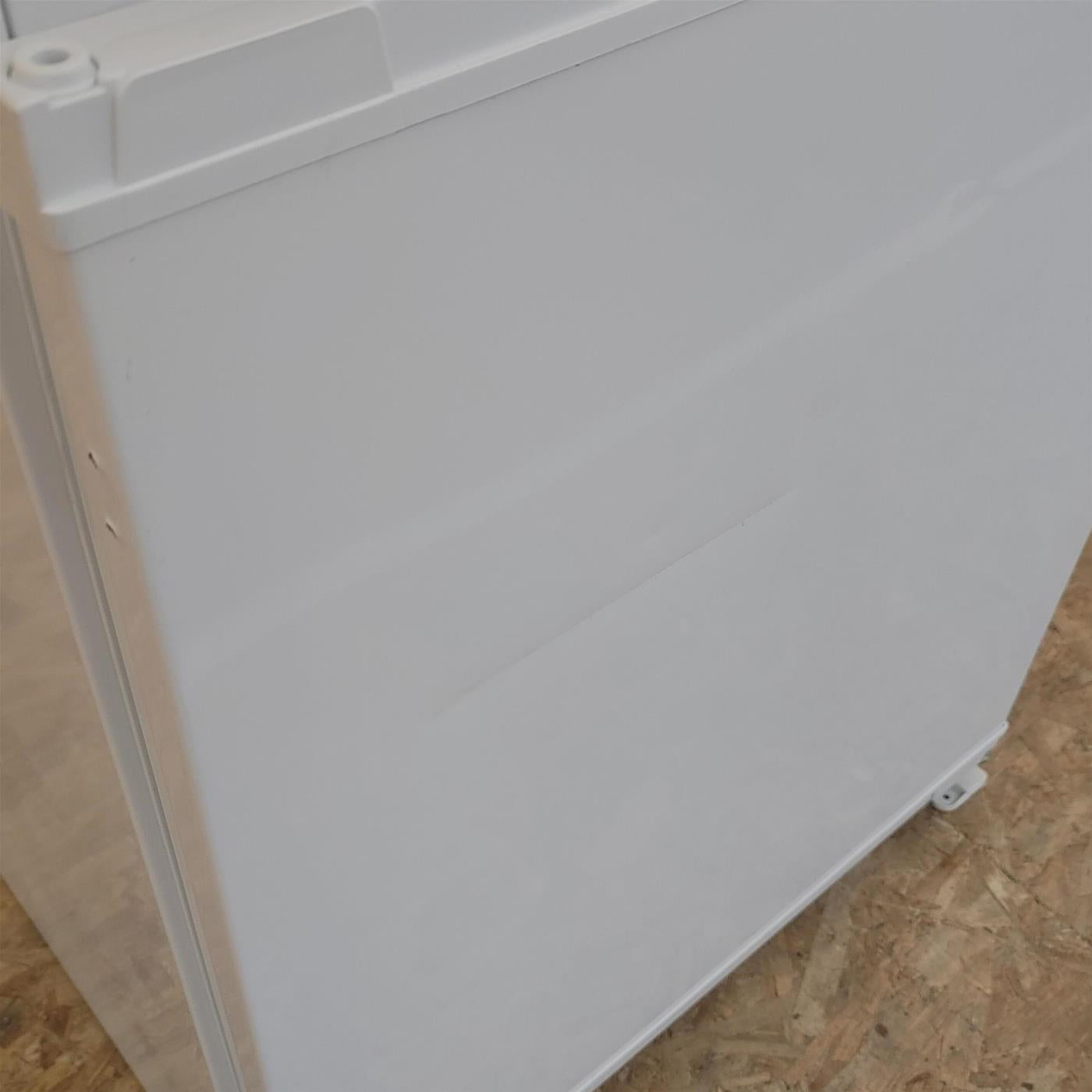 Beko BCSA285K2S frigorifero con congelatore Da incasso 271 L Bianco