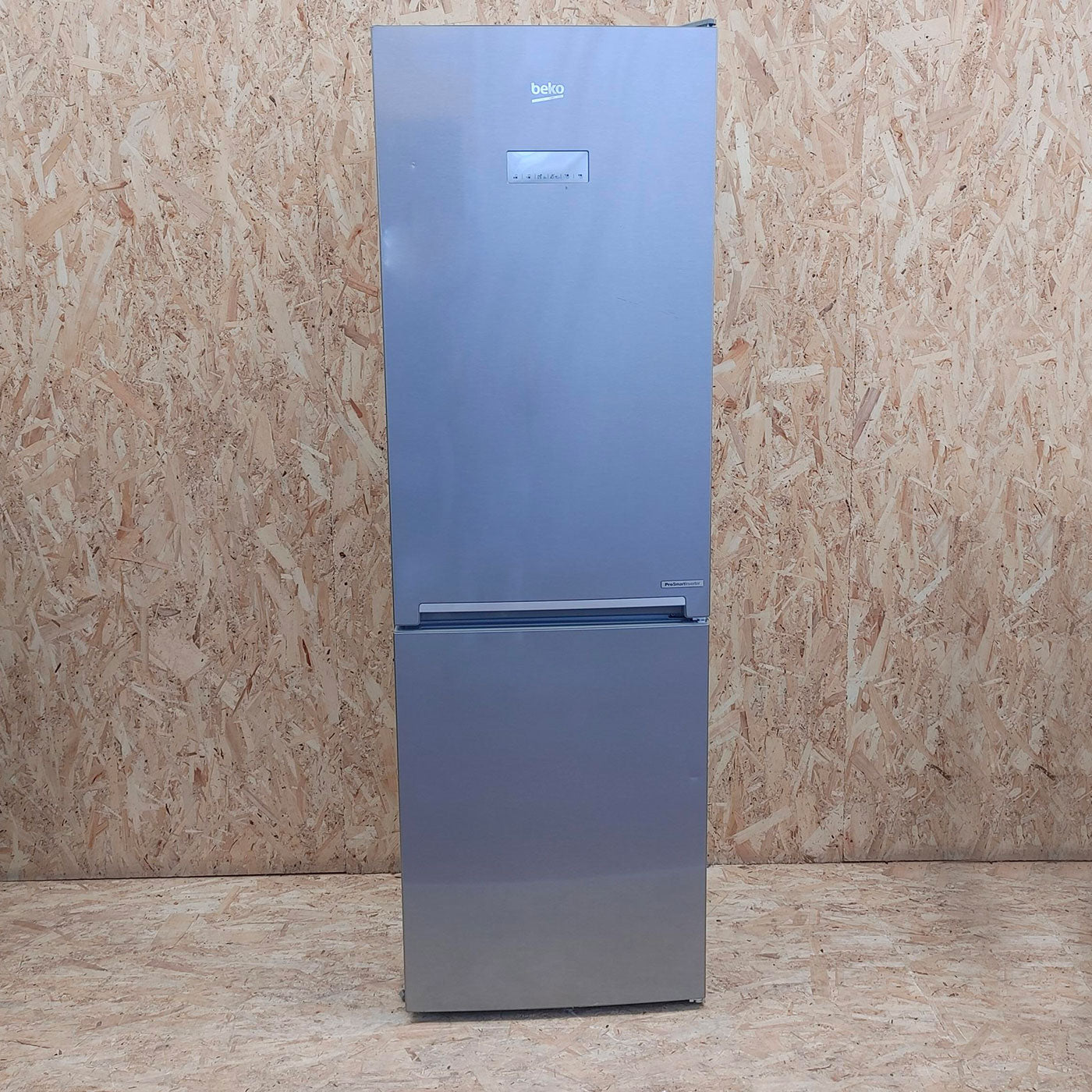 Beko RCNE366E60ZXBN frigorifero con congelatore Libera installazione 324 L D Acciaio inossidabile