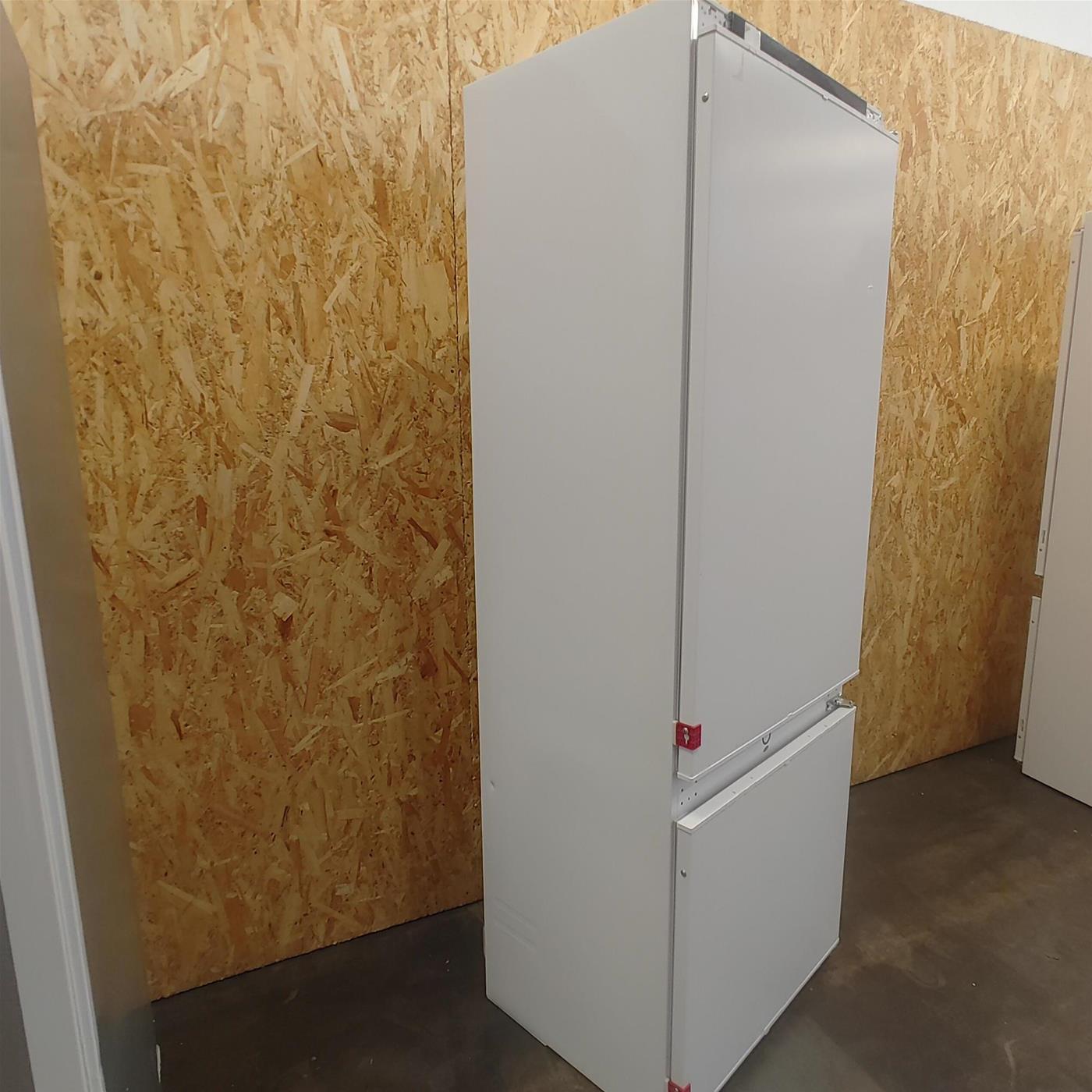 Frigorifero Candy Fresco CNBQT3719EW Da incasso 382 L