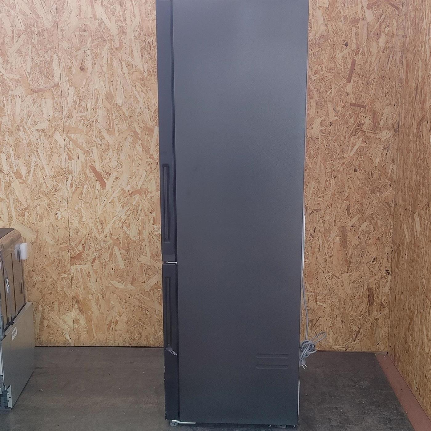 Frigorifero Candy Fresco CNCQ2T518EB Libera installazione 279 L