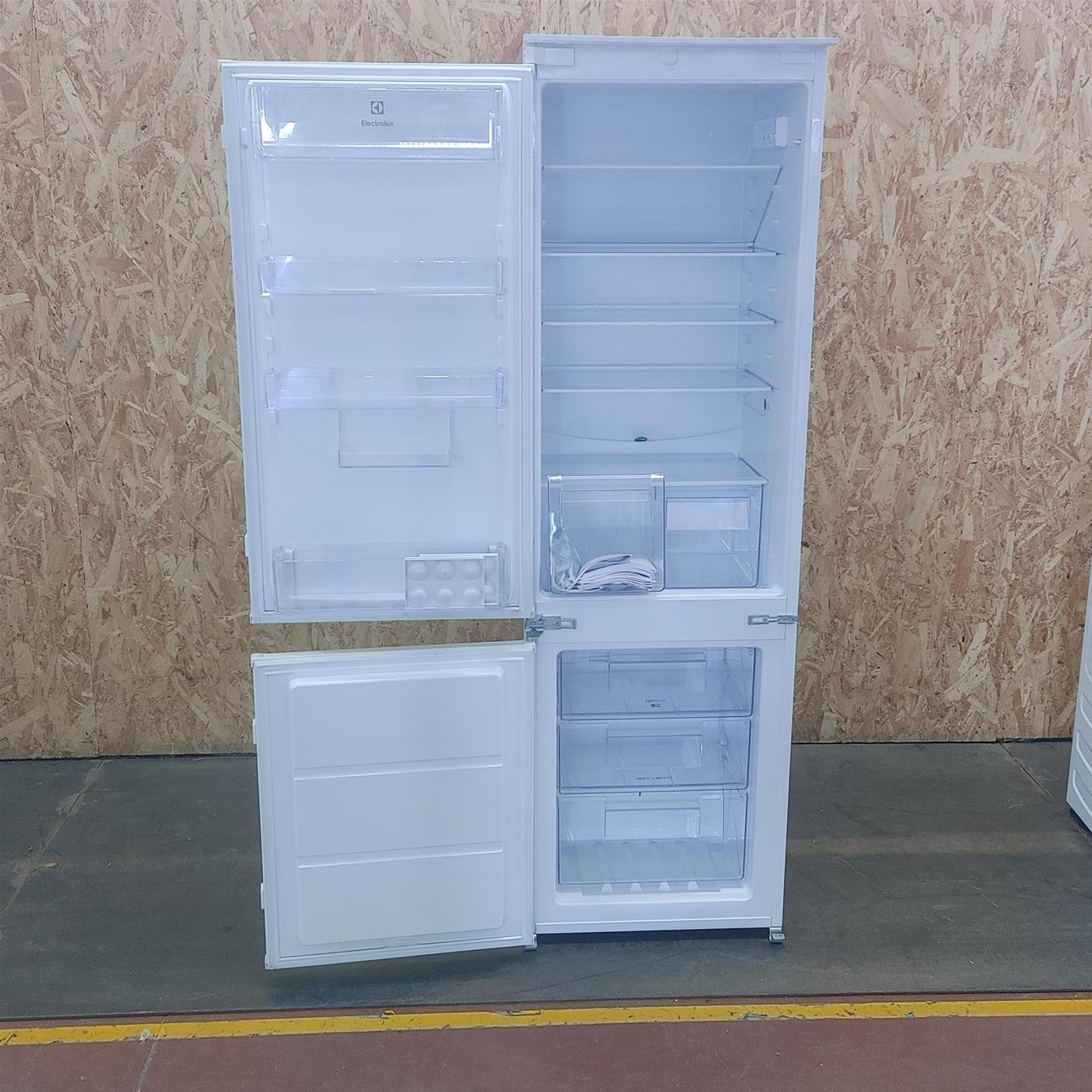 Frigorifero Electrolux Serie 600 TwinTech® Total no Frost