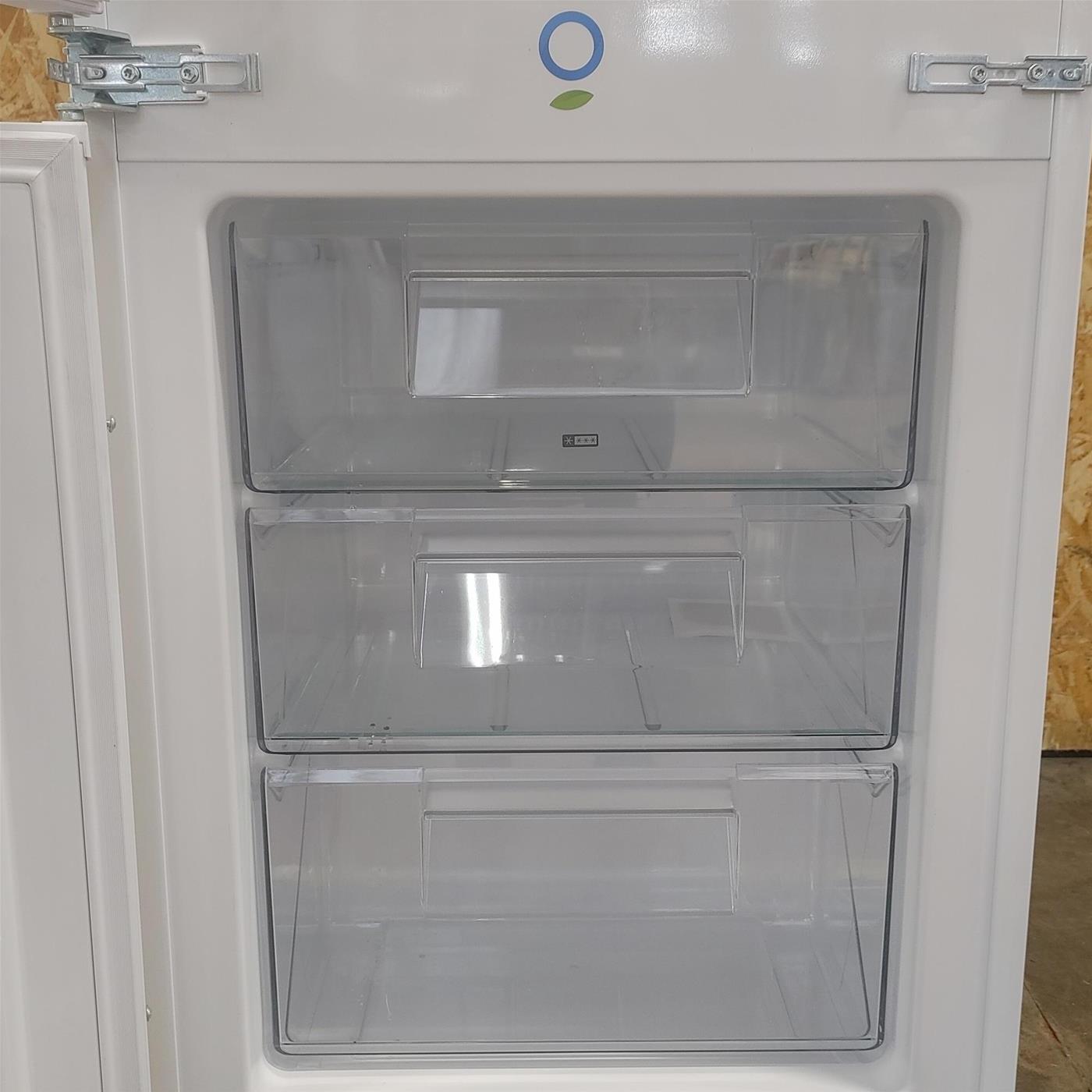 Frigorifero Electrolux KNS5LE18T Serie 500 ColdSense 271 L