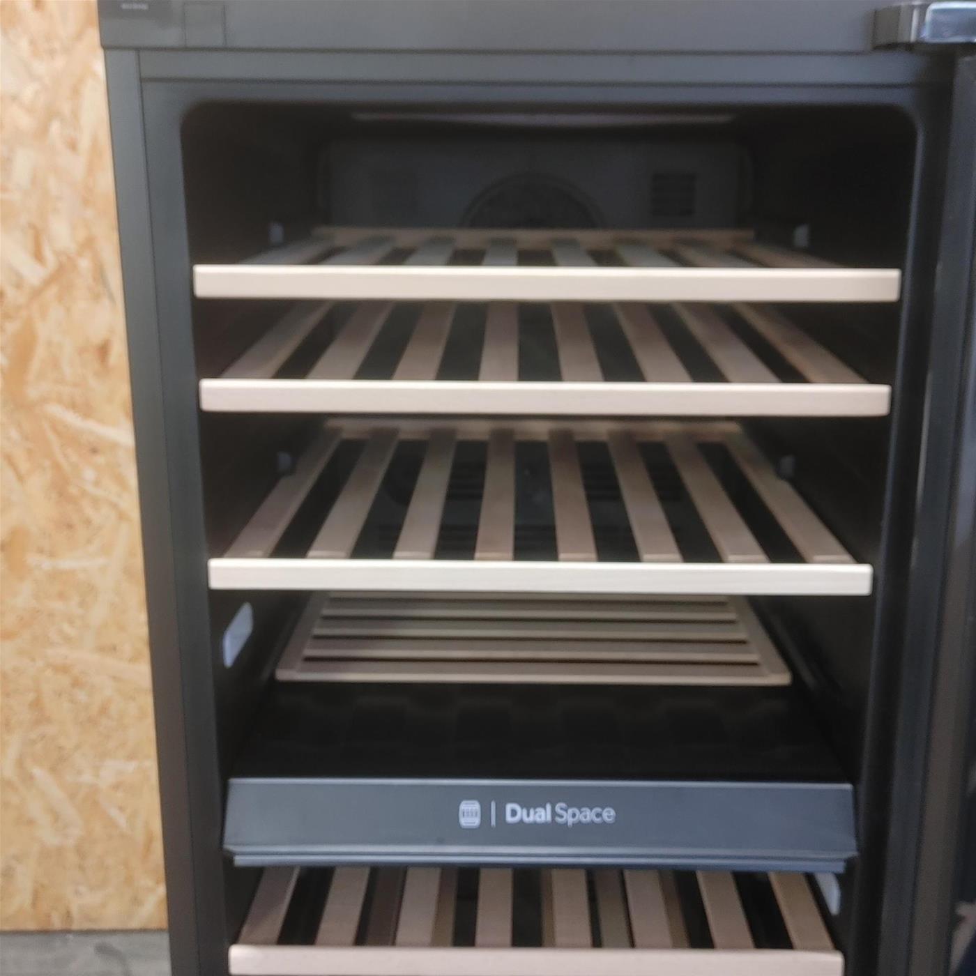 Cantinetta vino Haier Wine Bank 50 Serie 7 HWS77GDAU1 77 bottiglie