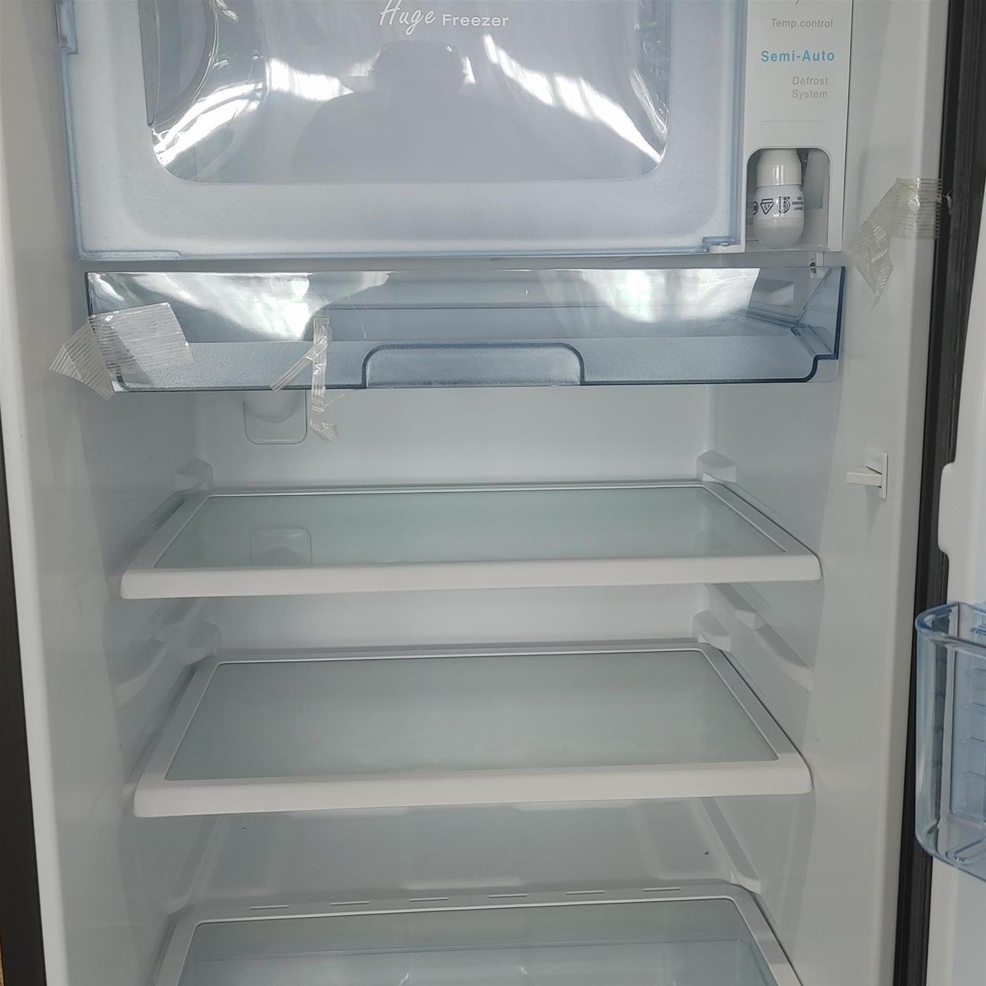 Frigorifero Hisense RR195D4DB1 Libera installazione 150 L