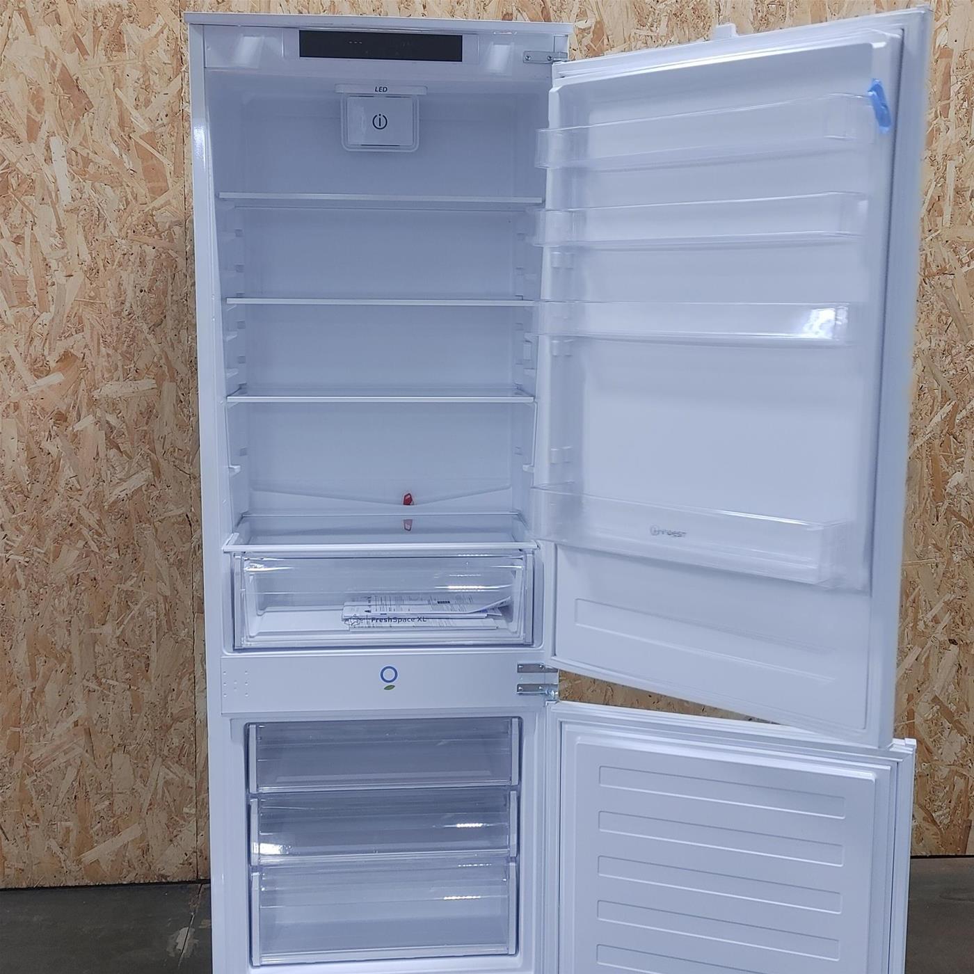 Frigorifero combinato da incasso Indesit - IND 400