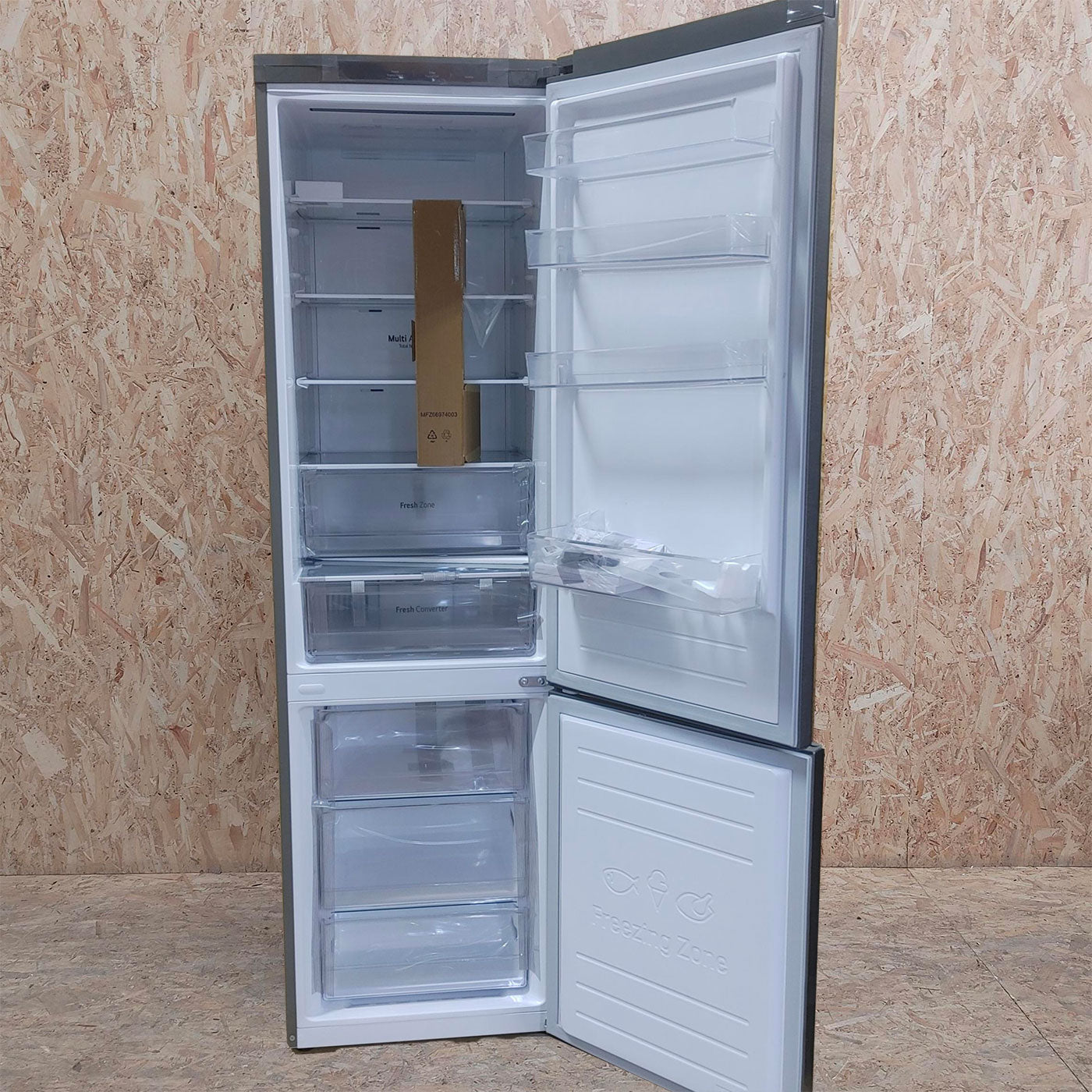 LG GBP62DSNGN frigorifero con congelatore Libera installazione 384 L D Grafite