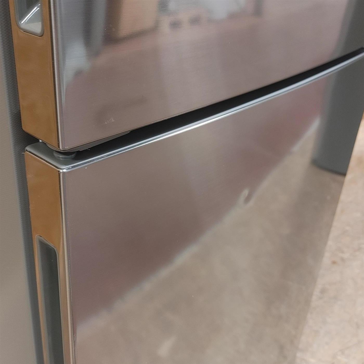 LG GBP62PZNAC.APZQEUR frigorifero con congelatore Libera installazione 384 LA Acciaio inox