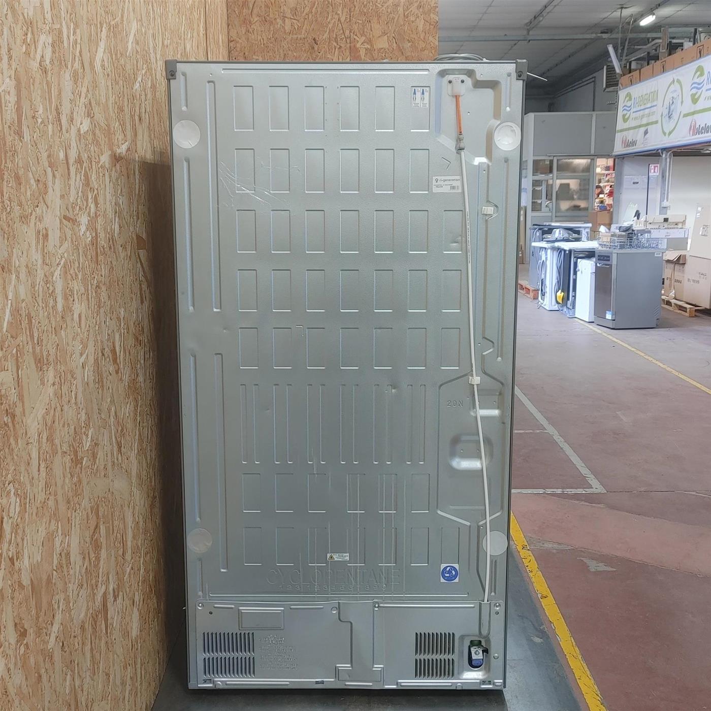 Frigorifero LG GMJ945NS9F Side-by-side UVnano 638 L