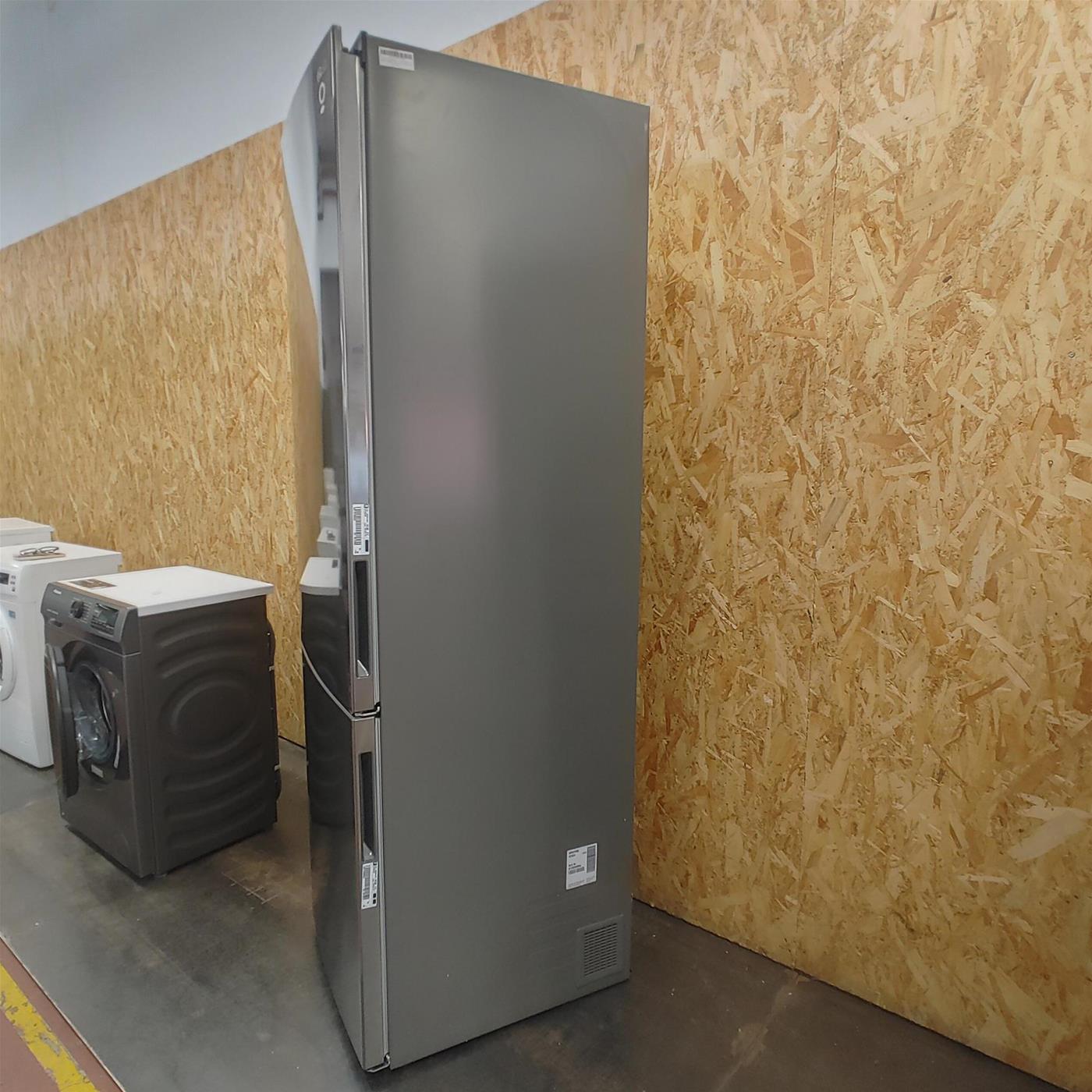 Frigorifero combinato LG GBP62PZNBC Libera installazione 384 L