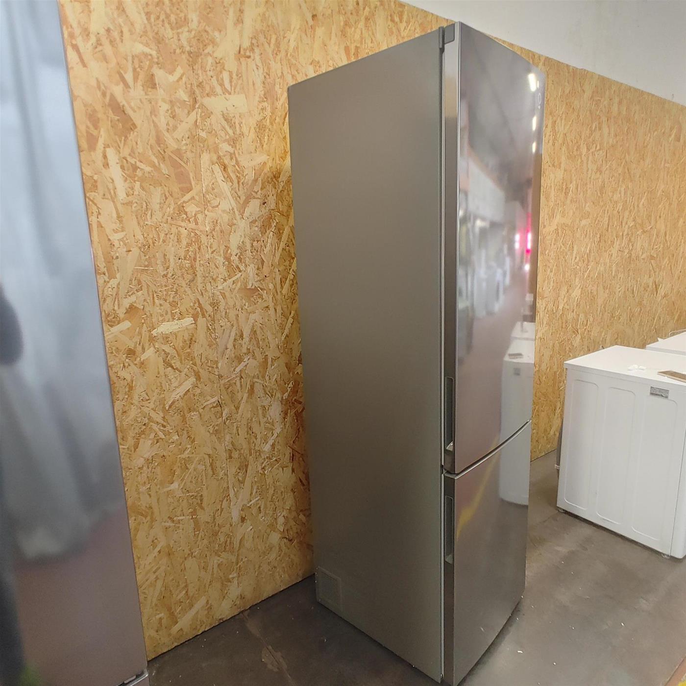 Frigorifero combinato LG GBP62PZNBC Libera installazione 384 L