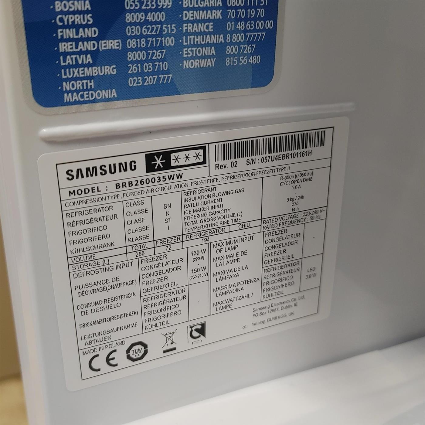 Samsung BRB260035WW frigorifero con congelatore Da incasso 266 L G Bianco