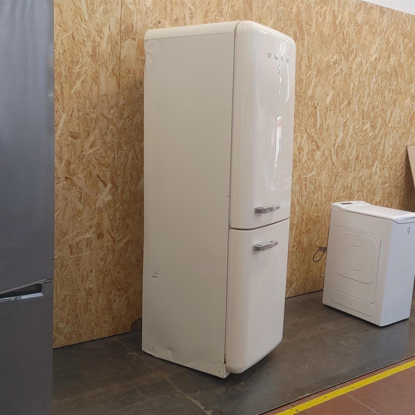 Frigorifero Smeg FAB32RCR5 331 litri